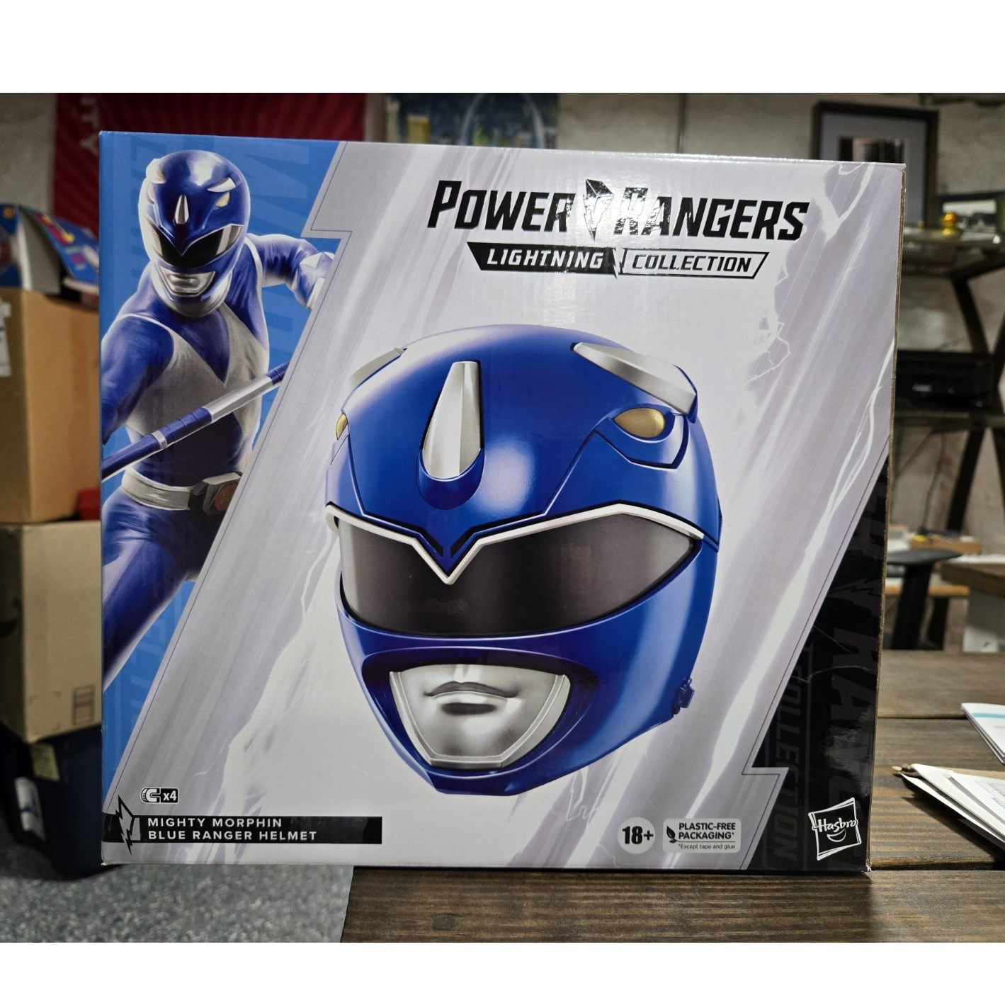 Hasbro Power Rangers Lightning Collection Blue Ranger Helmet with Stand