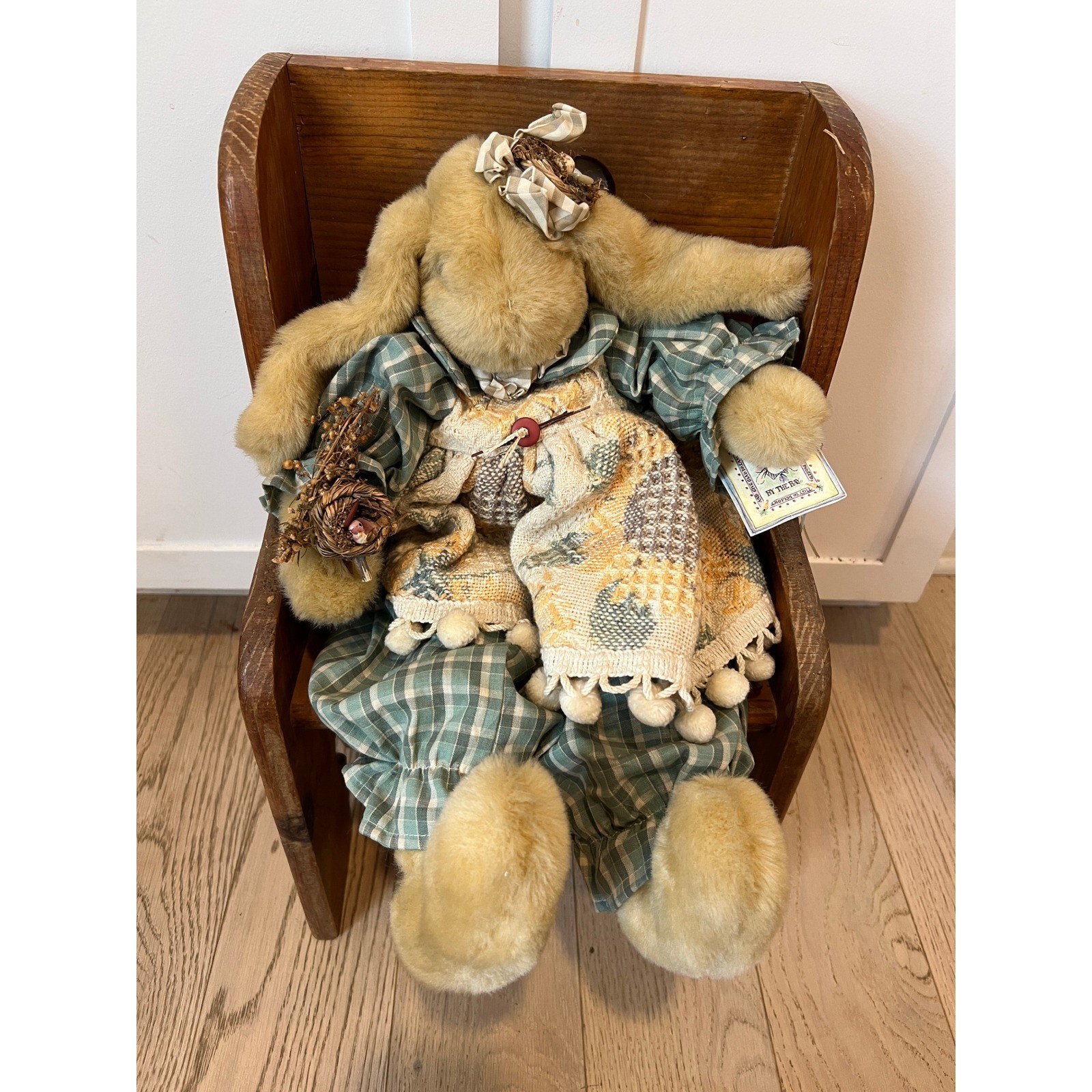 Rare VTG 1986 Limited Edition Handcrafted Bunnies By The Bay \