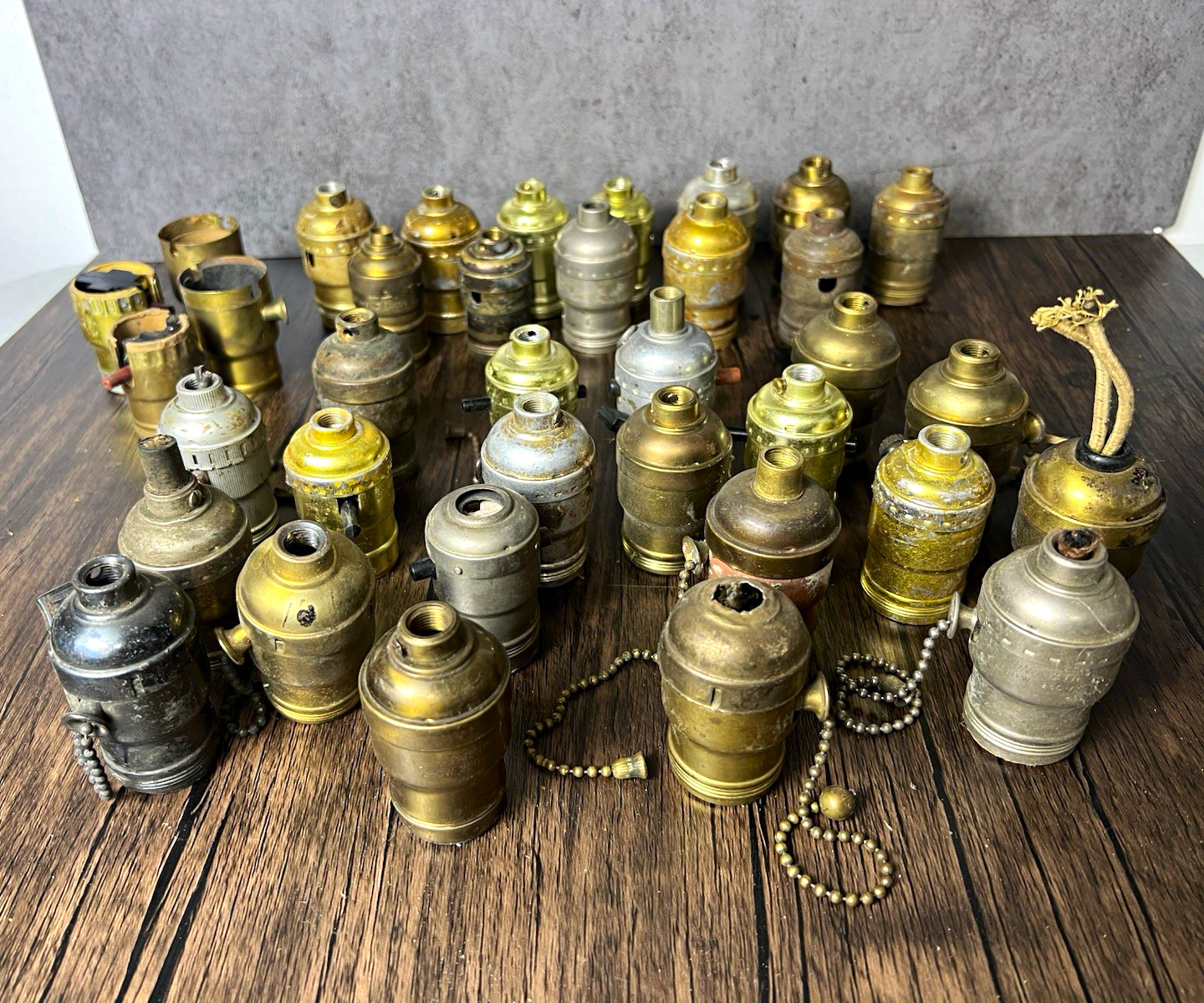 Vintage Antique Lamp Socket Parts Repair Lot 36 Bryant Arrow Meteor Salvage