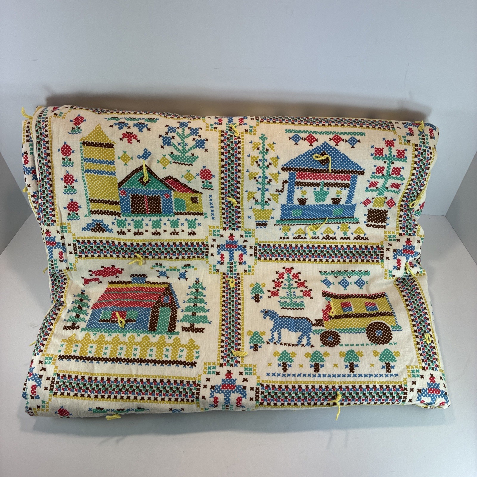 VTG Granny Core Handcrafted Machine Sewn Farm Motif  & Checkered Quilt Whimsical