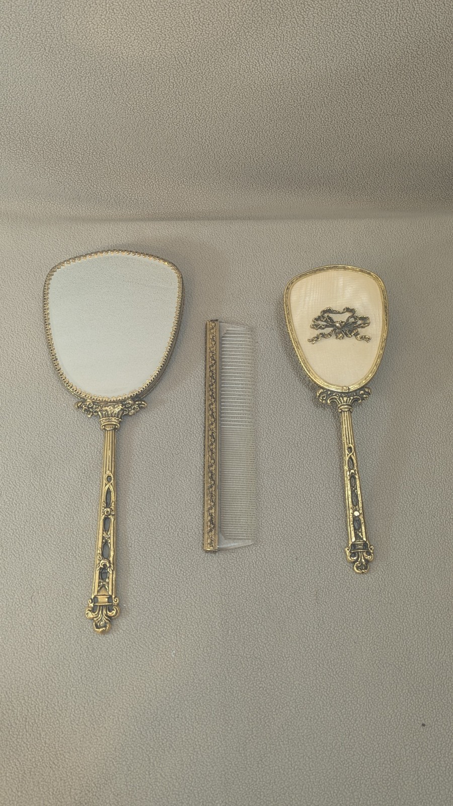 Antique Mid Century Gold Tone Vanity Set w/ Mirror Brush & Comb. Great Condition