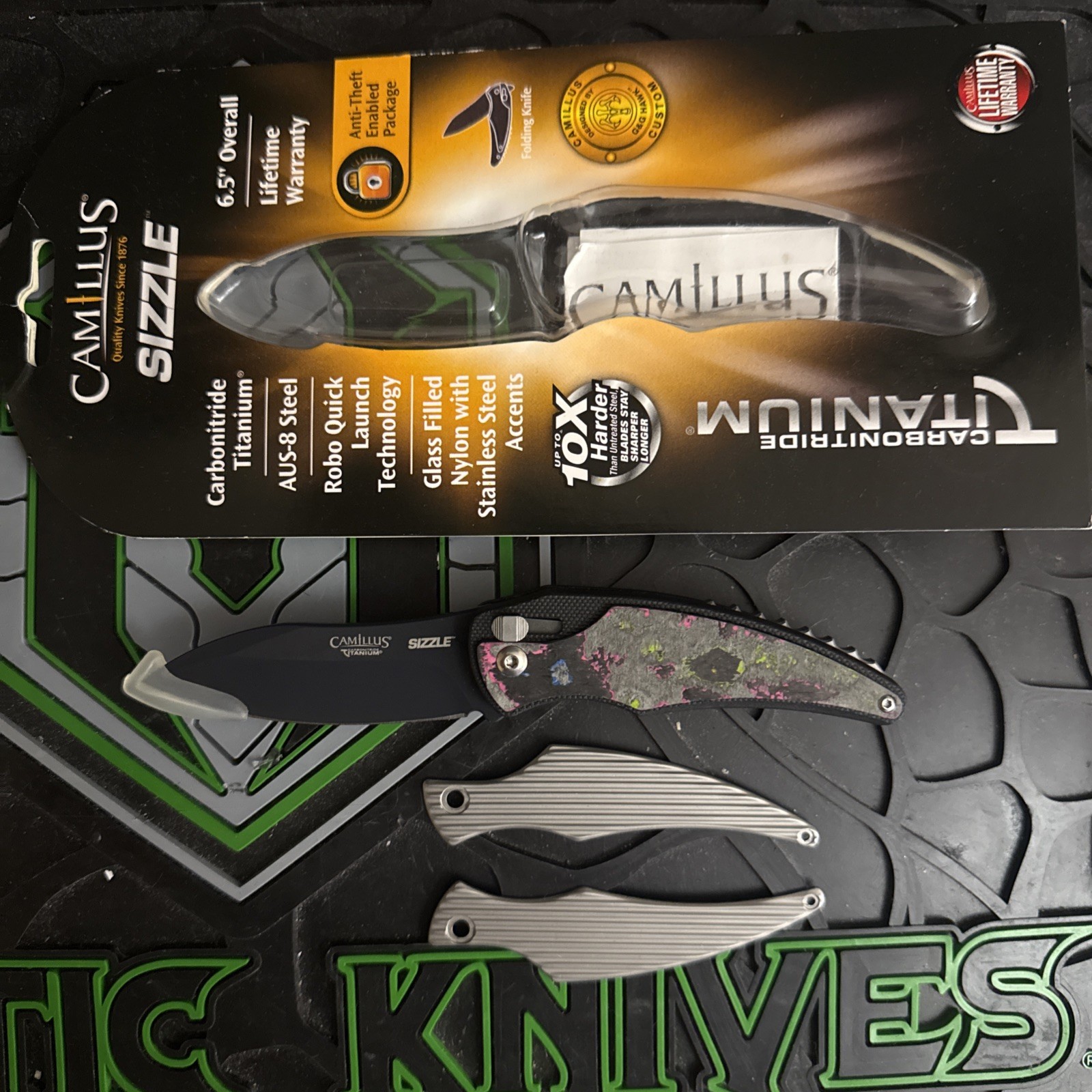 Camillus Sizzle 80’s Camo Carbon Scales - Ultra Rare Sold Out Brand New