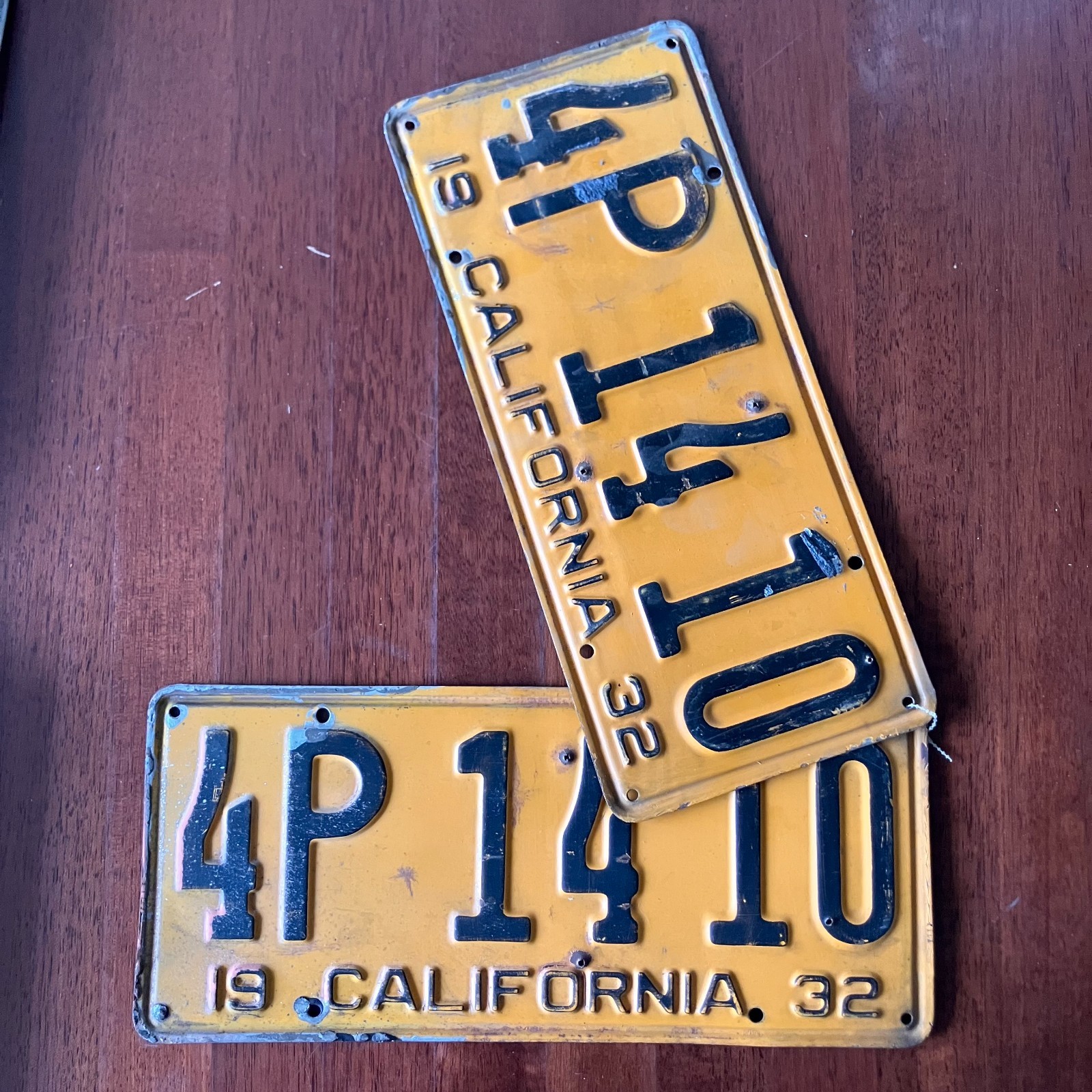 set of 2 Vintage 1932 California License Plates 4P 14 10 RARE FIND