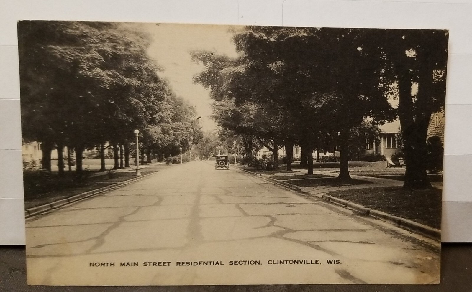 1940 NORTH MAin St. CLINTONVILLE Wisconsin WI Unused POSTCARD