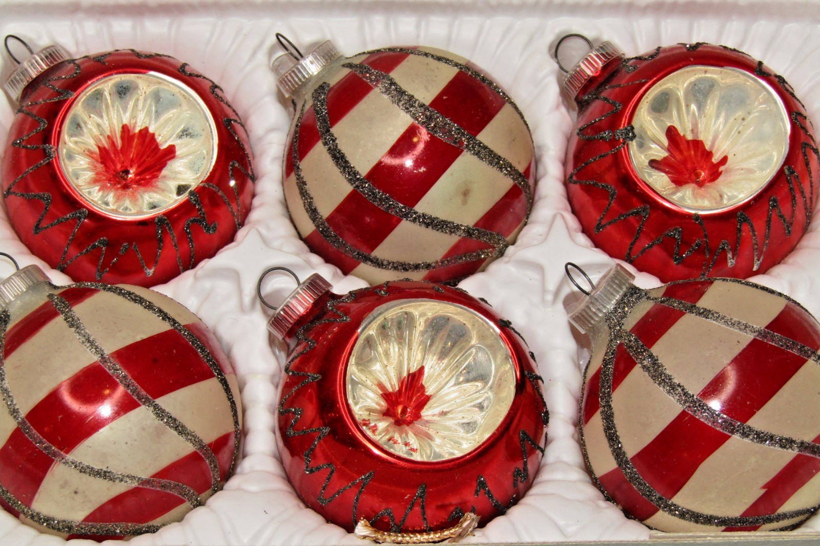 Lot VTG Glass Indent Glitter Pictured Striped BALL Christmas Ornaments Germany