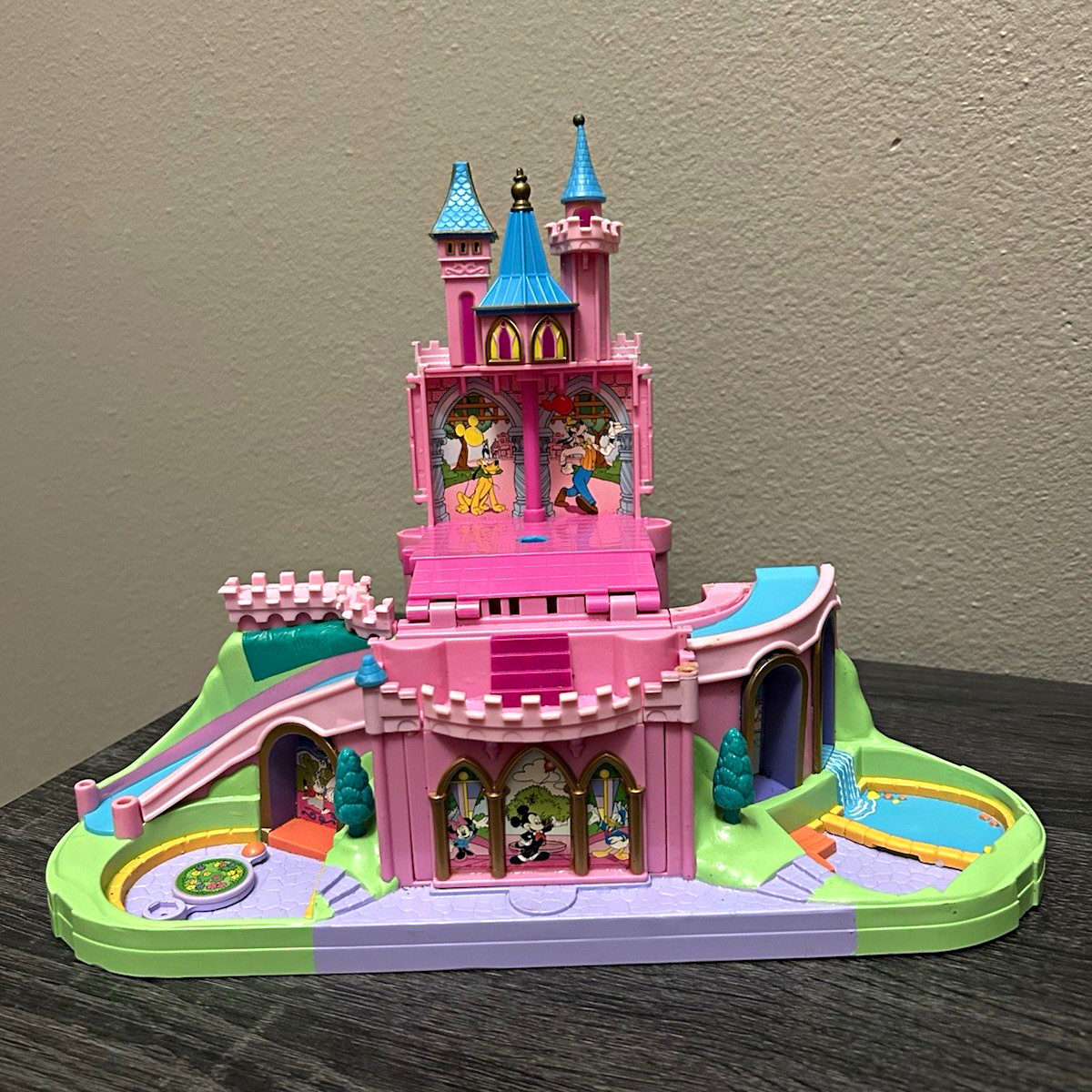 Vtg Disney Magic Kingdom Castle Toy Polly Pocket Bluebird, Broken Spire No Sound