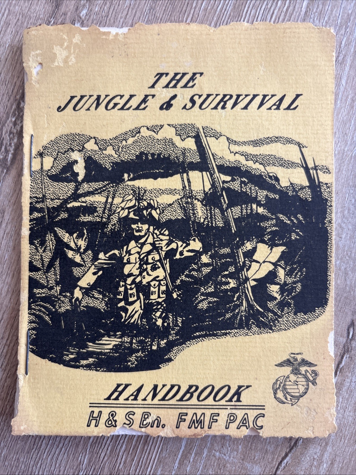 THE JUNGLE & SURVIVAL HANDBOOK Vietnam War USMC H&S Bn FMF PAC Vintage Mini