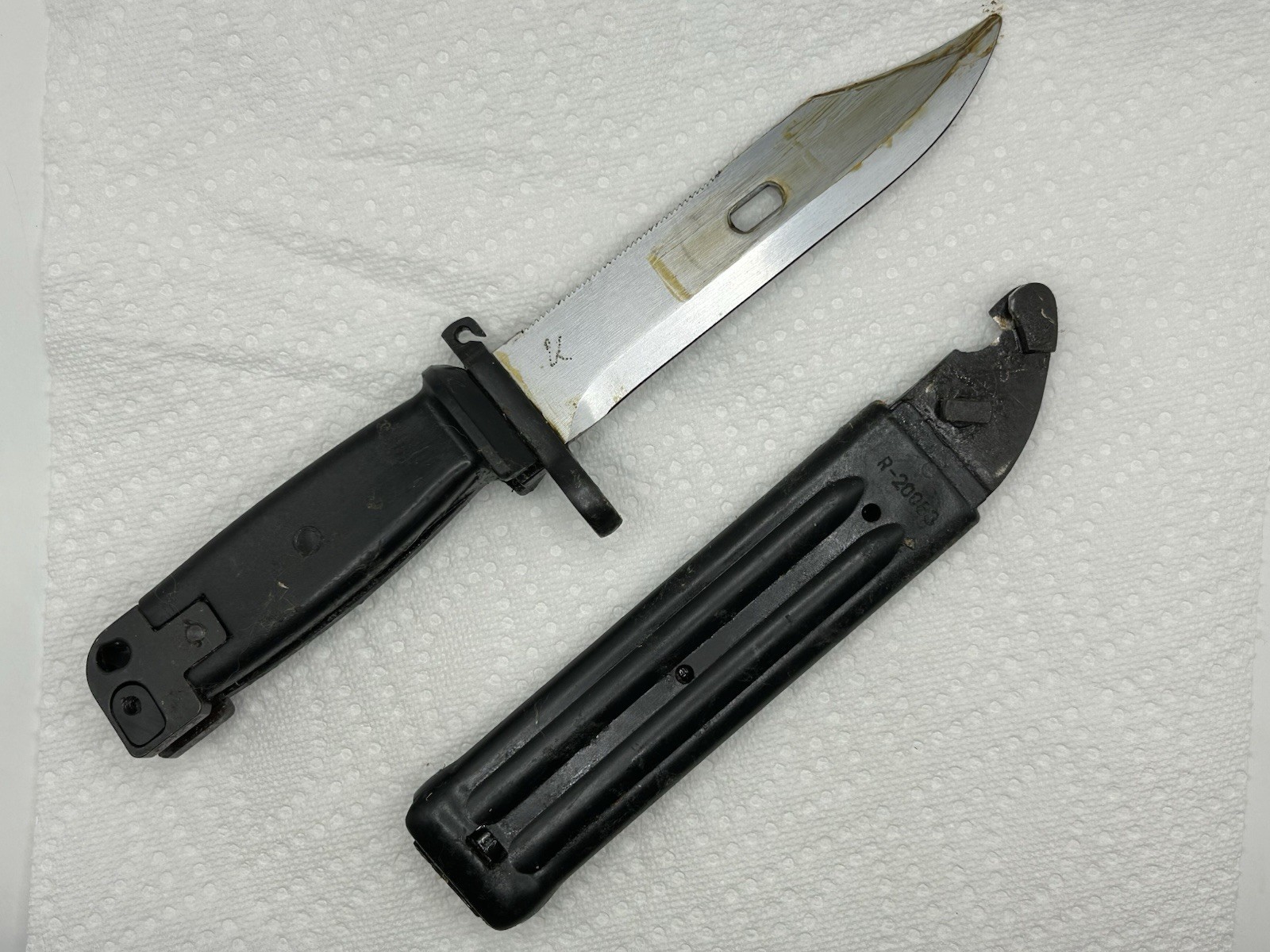 Cold War Yugoslavian Type 2 Bayonet W/ Matching Wire Cutting Scabbard - (EX)