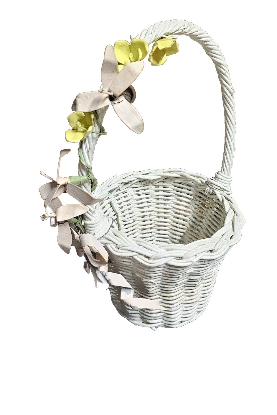 Vtg White Wicker Rattan Basket Acrylic Flowers Cottage Chic MCM 50s 60s 13\