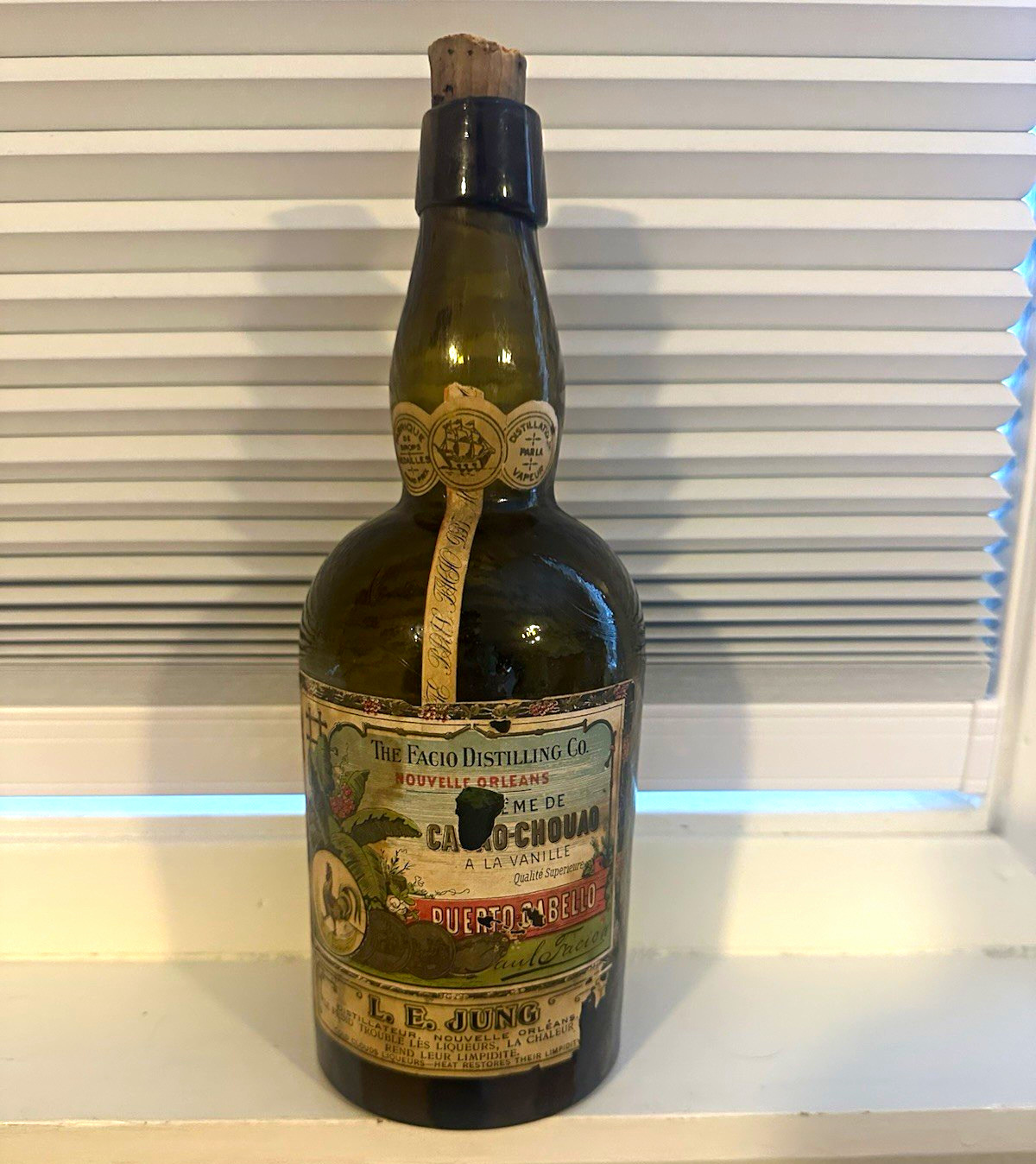 Rare Pre-Prohibition NEW ORLEANS Liqueur Bottle-L.E. JUNG & Paul Facio, c. 1900 