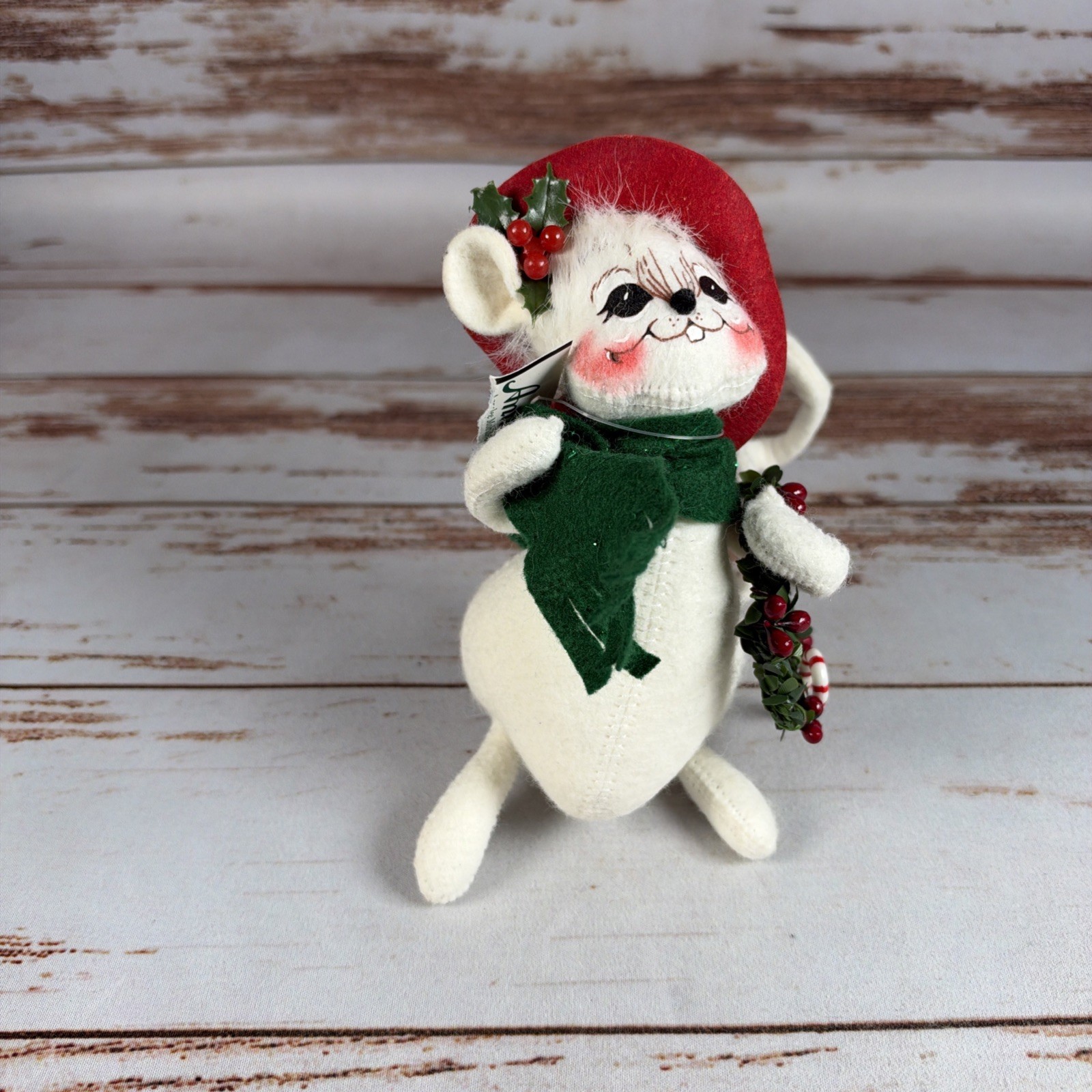 Annalee 2005 Christmas Mouse Green Top Hat Candy Cane Wreath 6