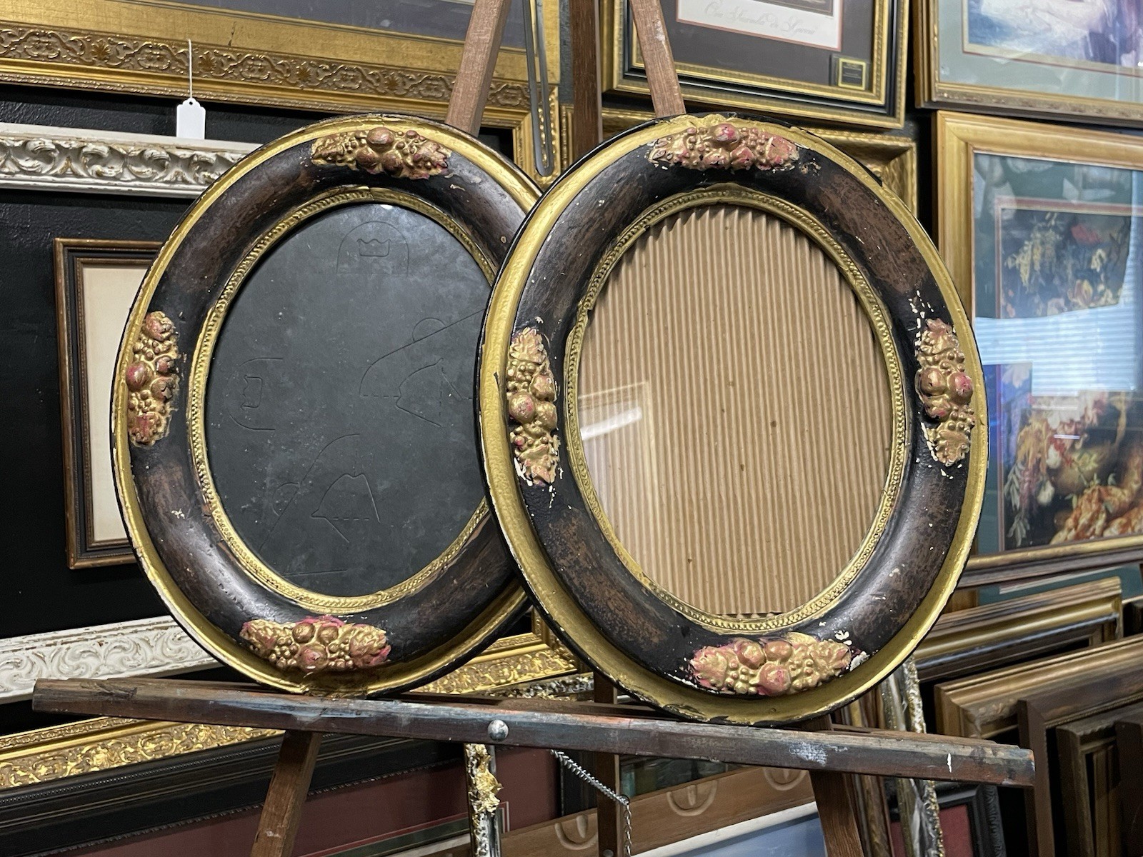 Antique Victorian Ornate Oval Picture Frames Glass Black Pink Gold Acorn 8x10