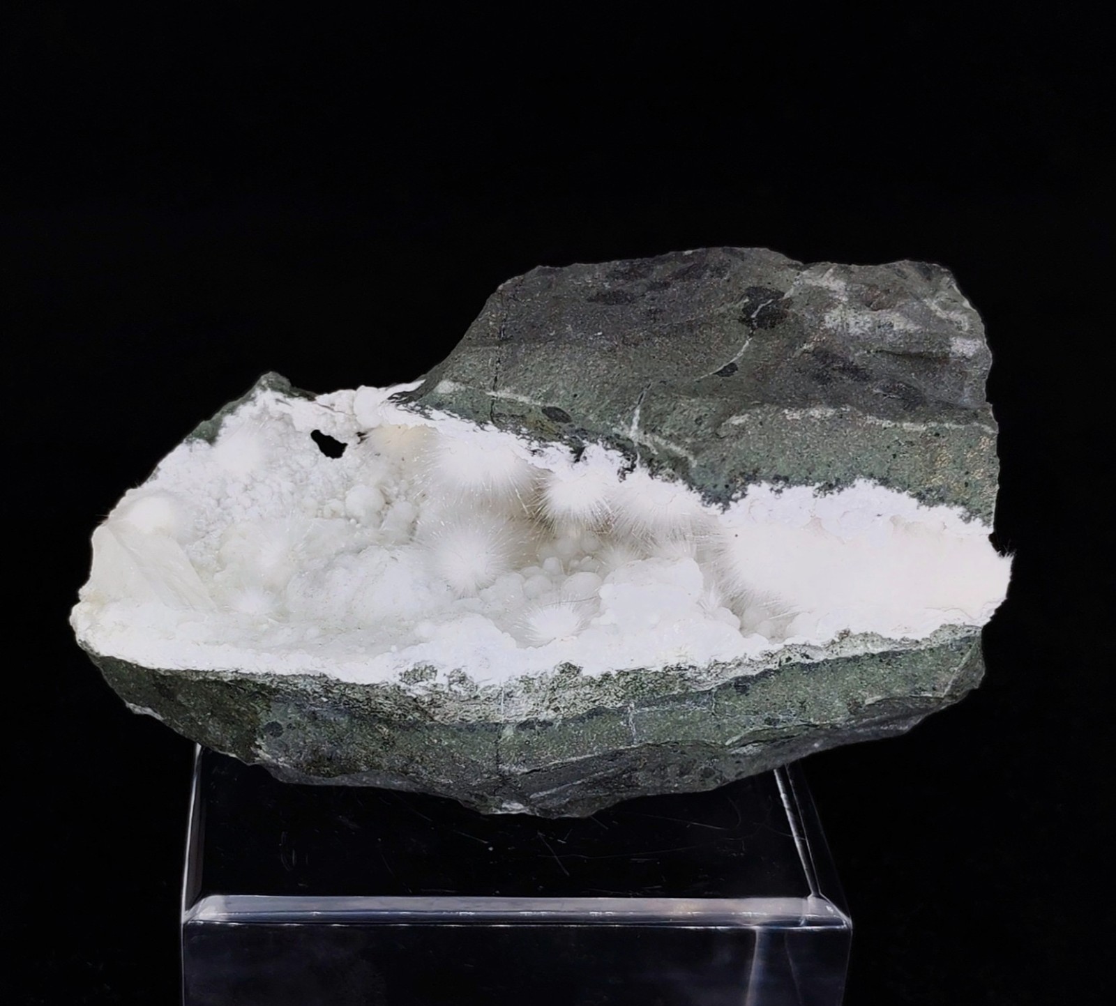 Superb Natural Okenite In Geode Minerals Specimen#1340 Superb Natural Okenite In Geode Minerals Specimen#1340