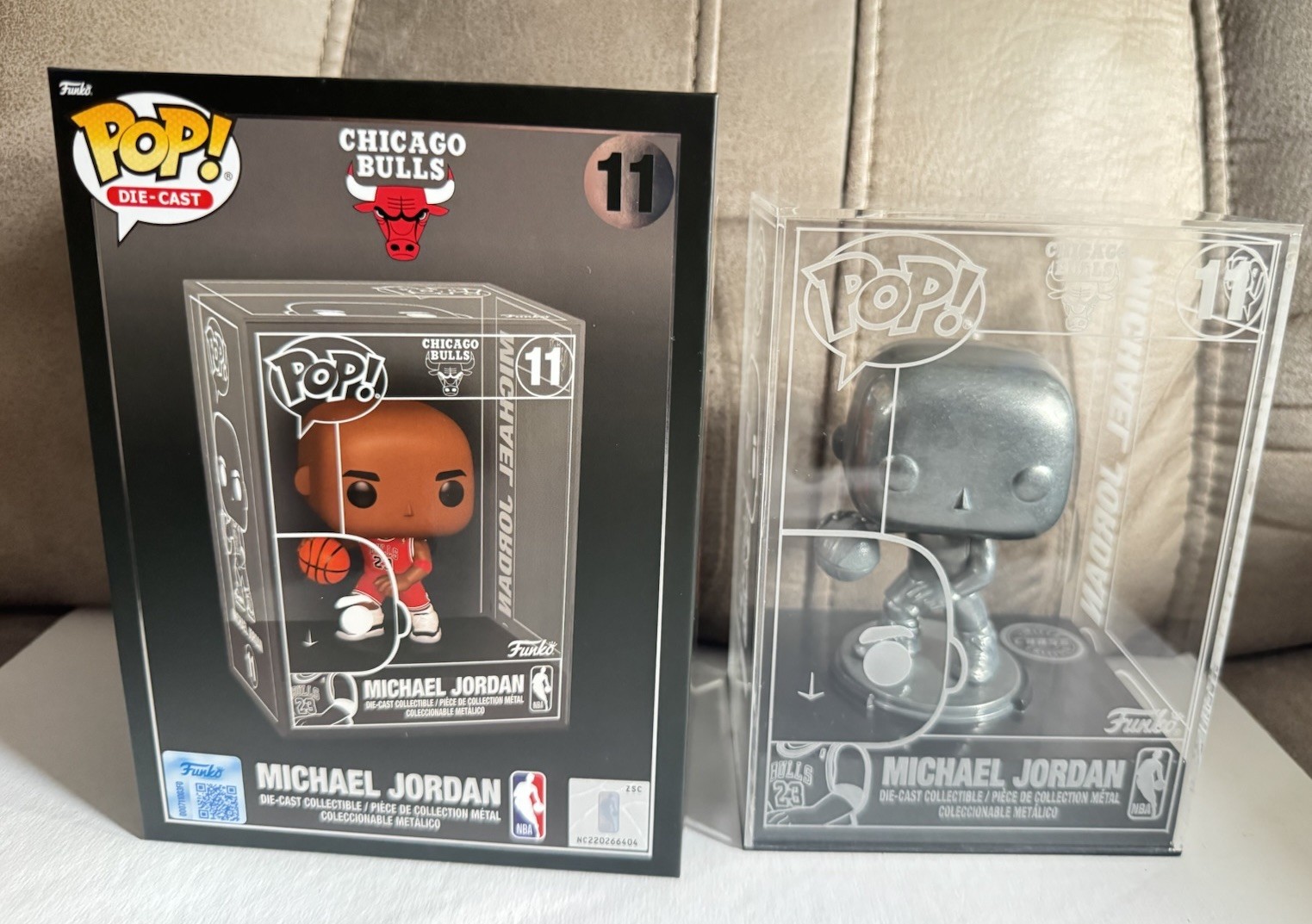 Michael Jordan Die-Cast CHASE #11 Funko POP Shop Exclusive NBA Chicago Bulls