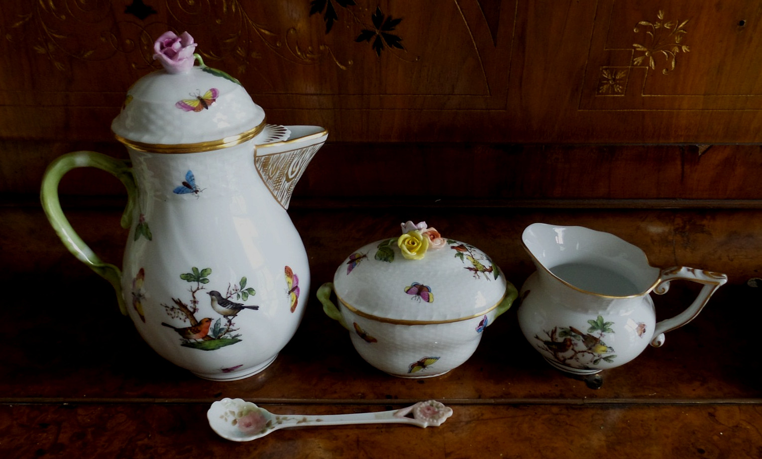 Lot Herend Porcelain Rothschild Bird 9.5” Coffee Pot, Creamer Sugar Bowl & Spoon