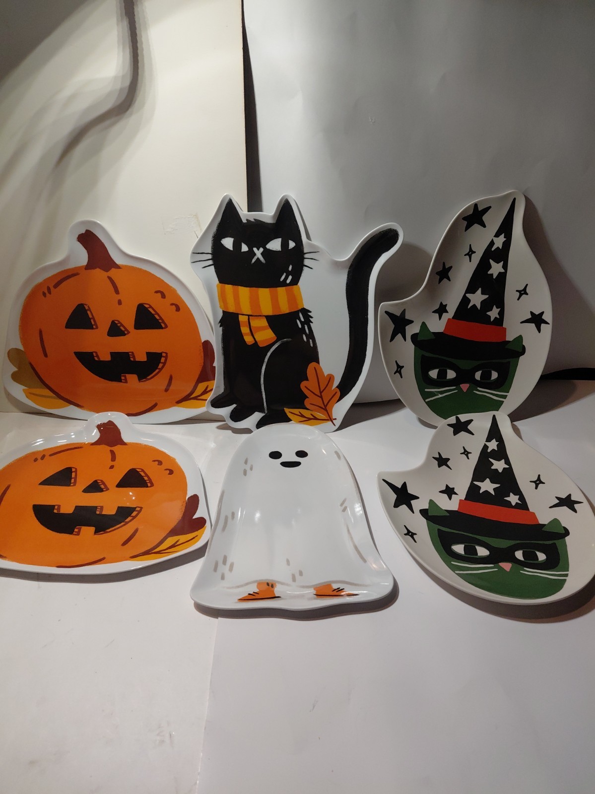 Hyde and EekSet Of 6 Boutique Halloween Melamine Dishware - Cat, Ghost, Pumpkin