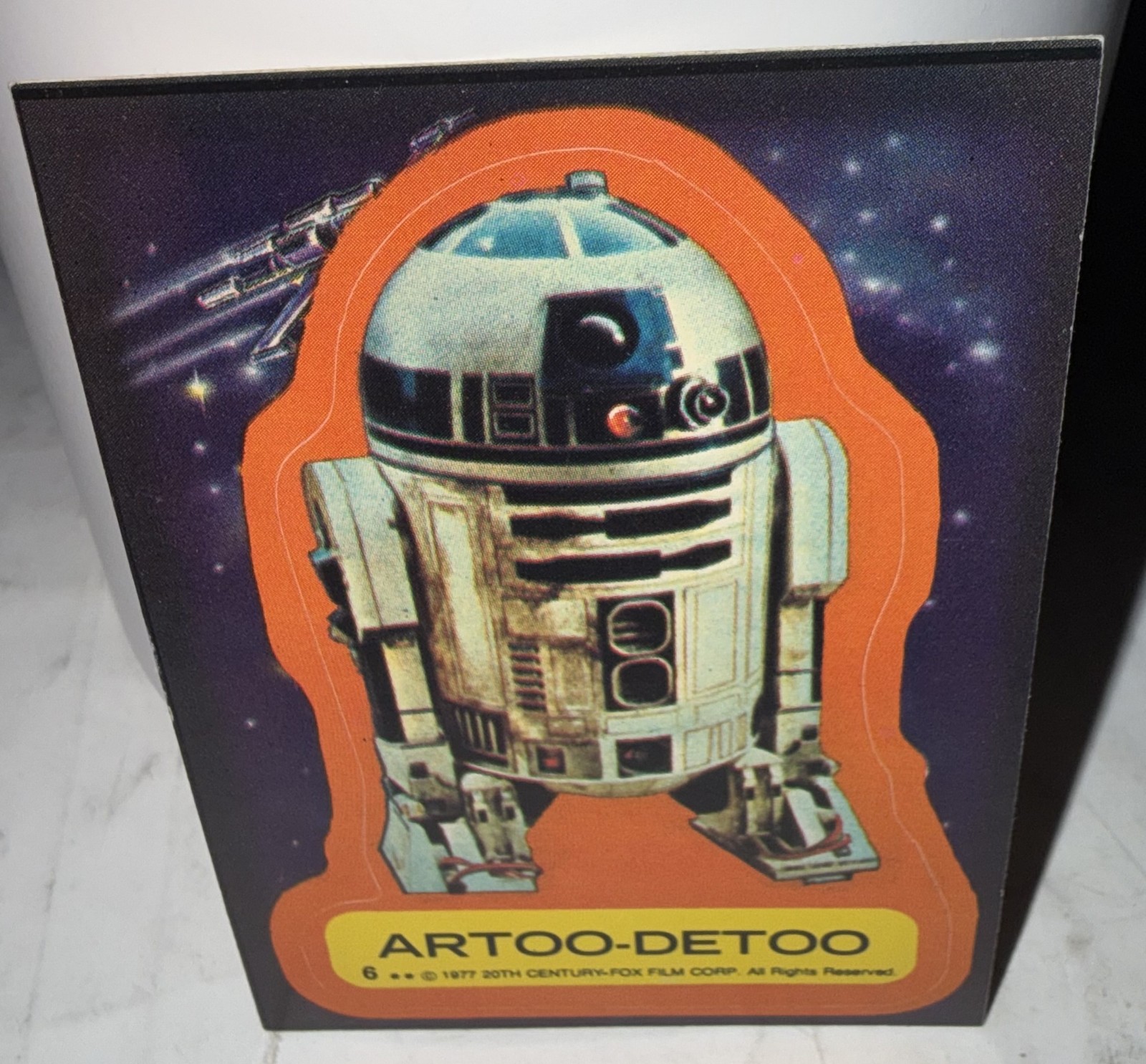 Vintage 1977 Topps Star Wars Artoo-Detoo Sticker Card 6 R2-D2 Non-Sport Card