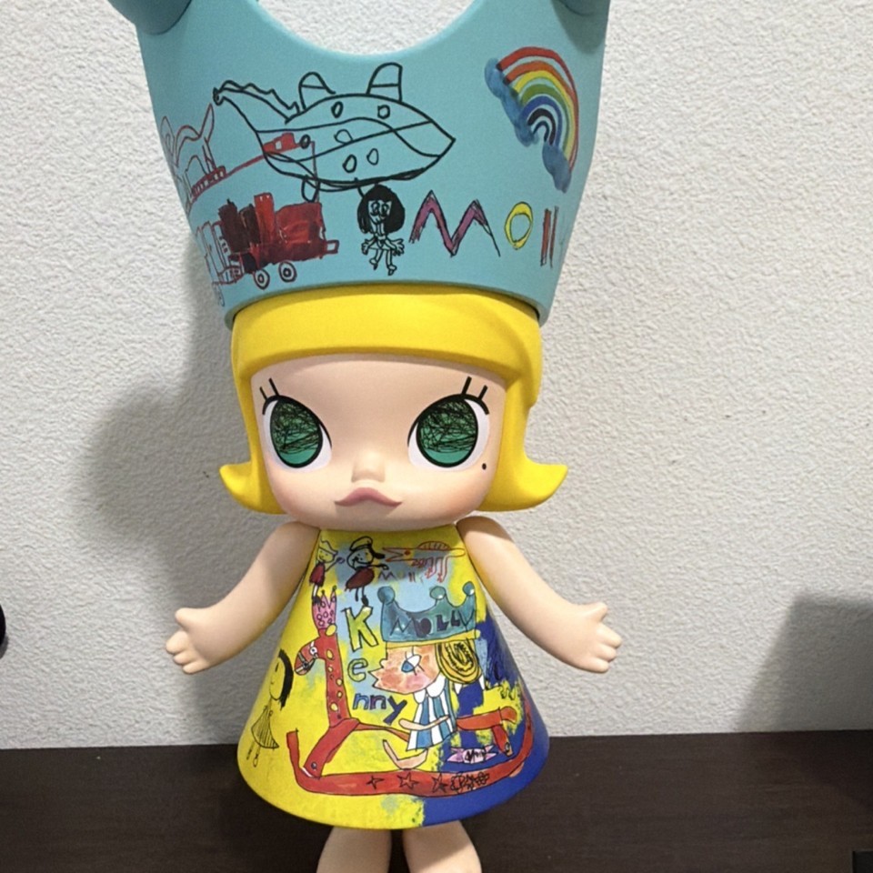 Pop Mart Mega Royal Molly 400% Childishness Vinyl Art Toy Figure Sealed NEW