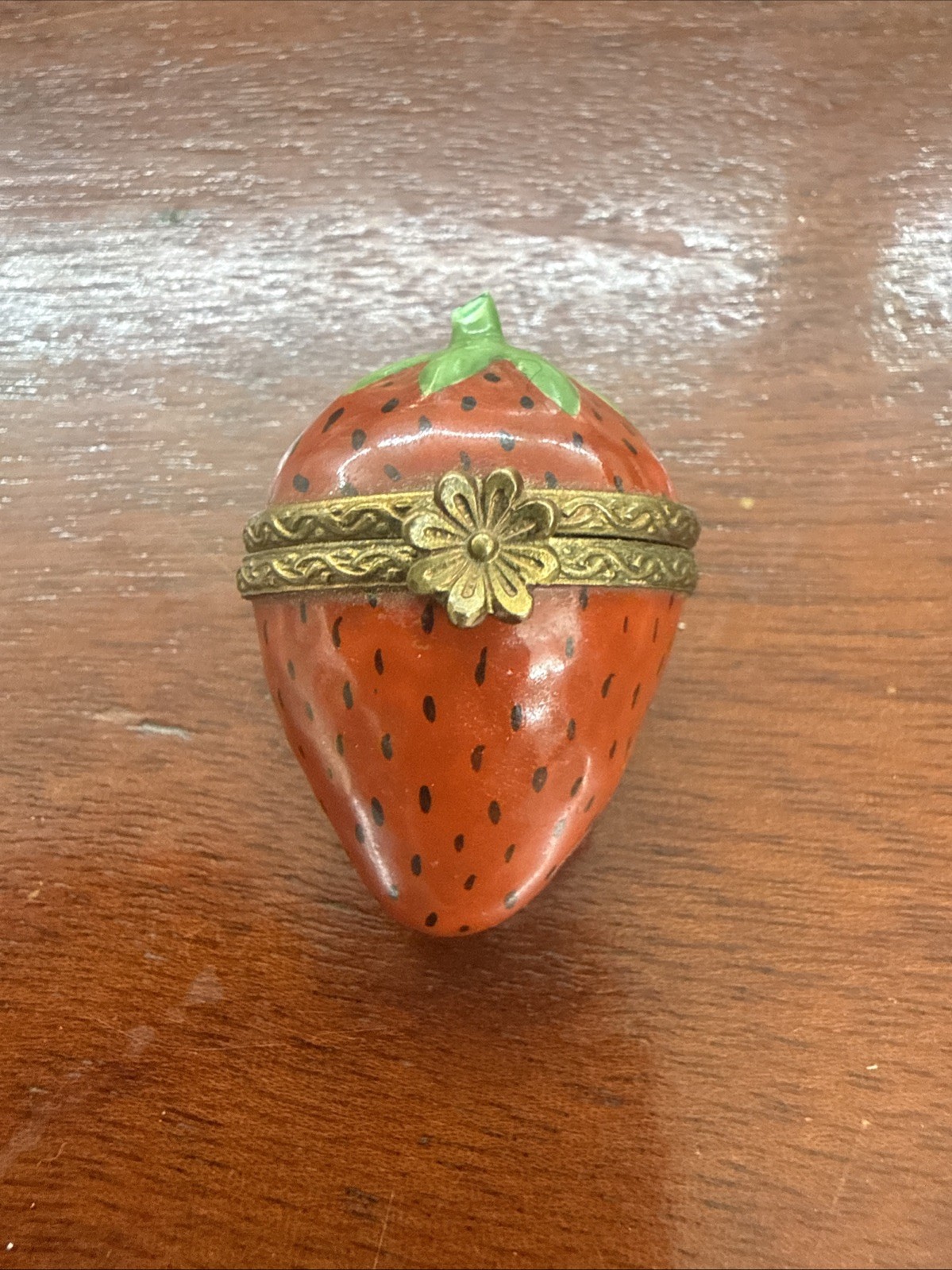 Rare Vintage Limoges Peint Main Ltd. Ed. Strawberry Hinged Box
