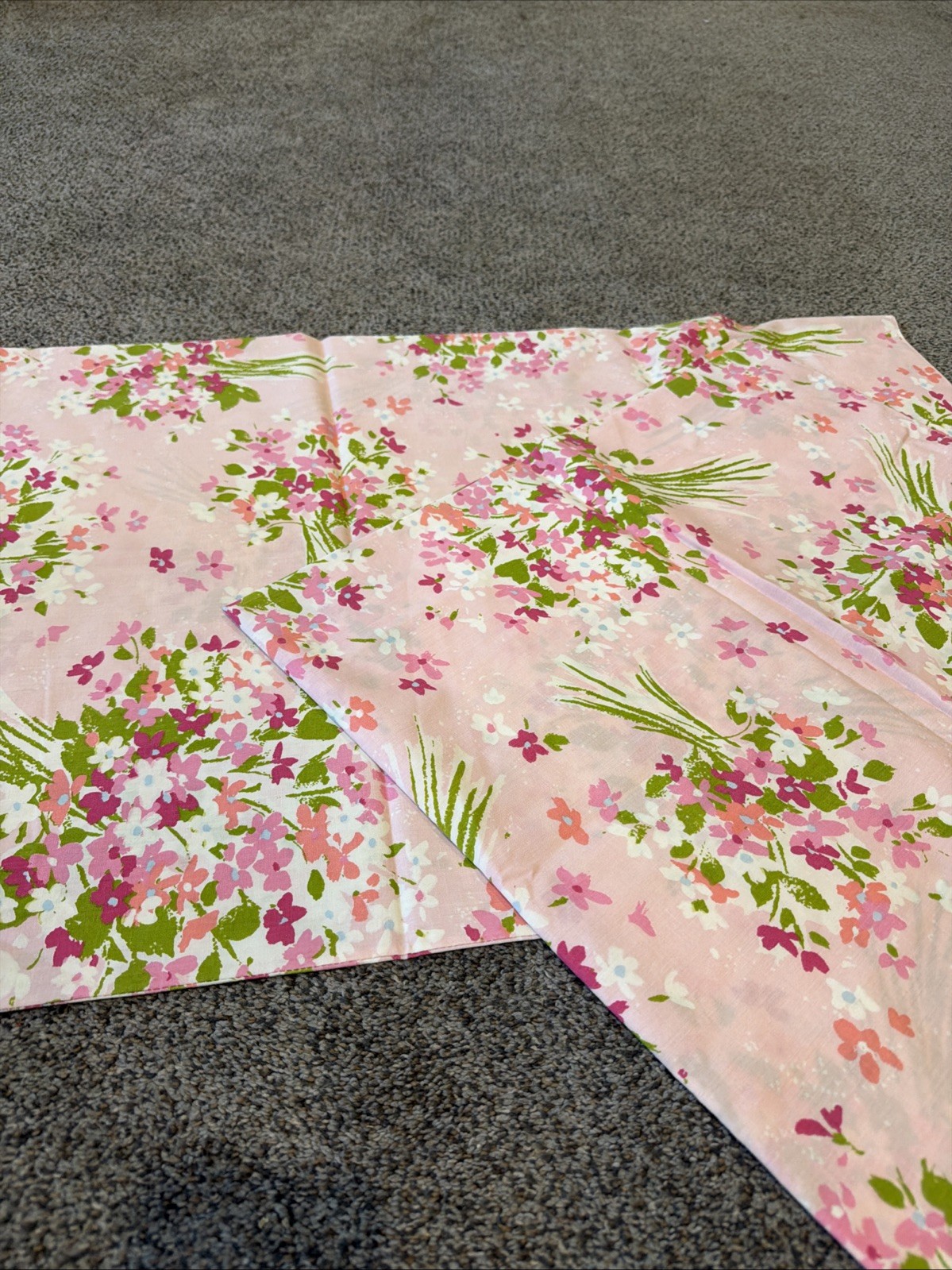 Vtg Burlington House King Percale Pink Bouquet Pillowcases Long USA