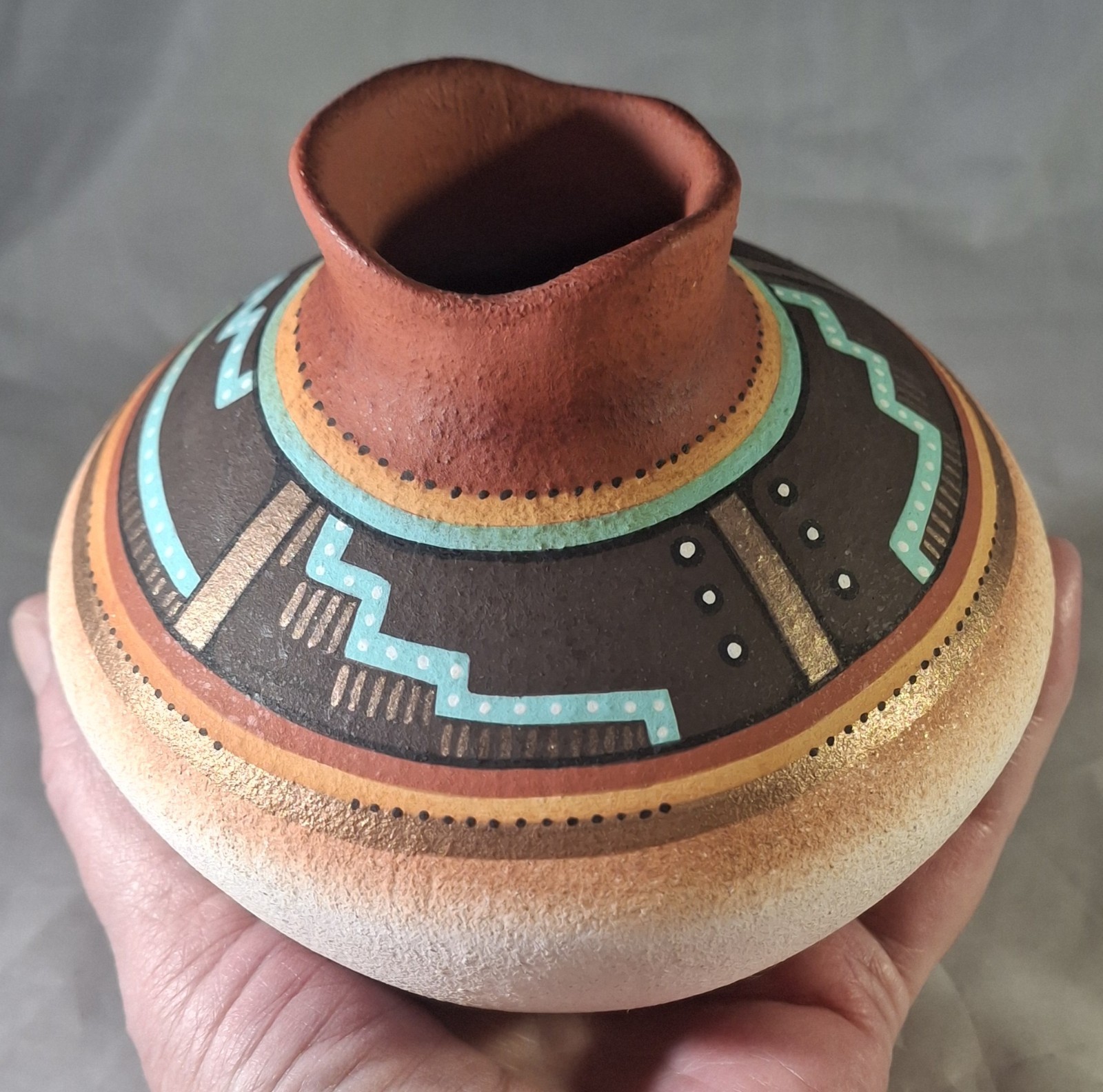 Estella Loretto Jemez Pueblo Sculptural Pottery  Apprentice to Allan Houser