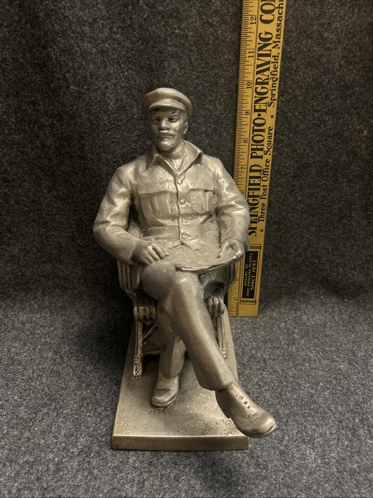 Vintage Soviet Russian Metal Statue Bust - Vladimir Lenin - 10\'\'/25.4cm
