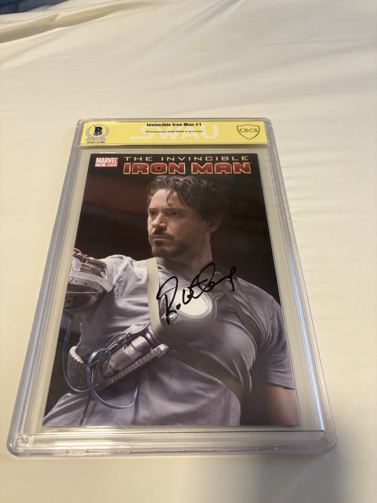 Marvel The Invincible Iron Man #1 CBCS Slab BAS RDJ Signed Photo Variant