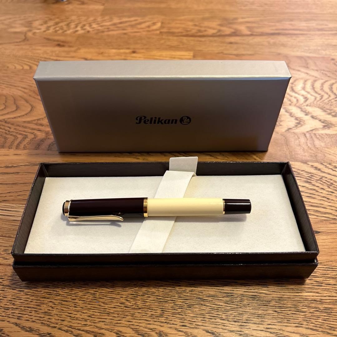 Excellent Pelikan Souveran Cafe Creme Fountain Pen M600 w/ Case