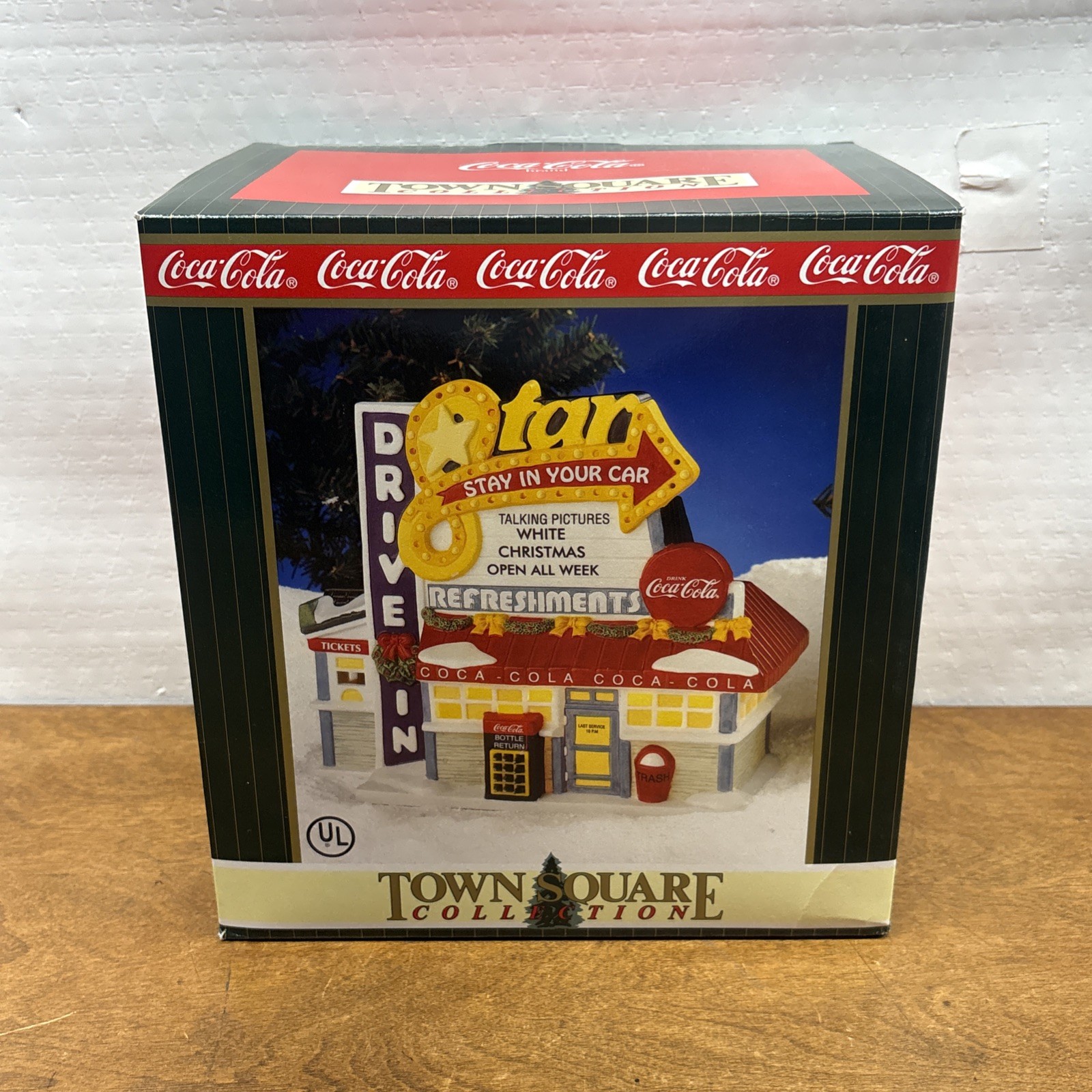 Coca Cola Town Square Collection Lighted Village Star Drive in Coke New