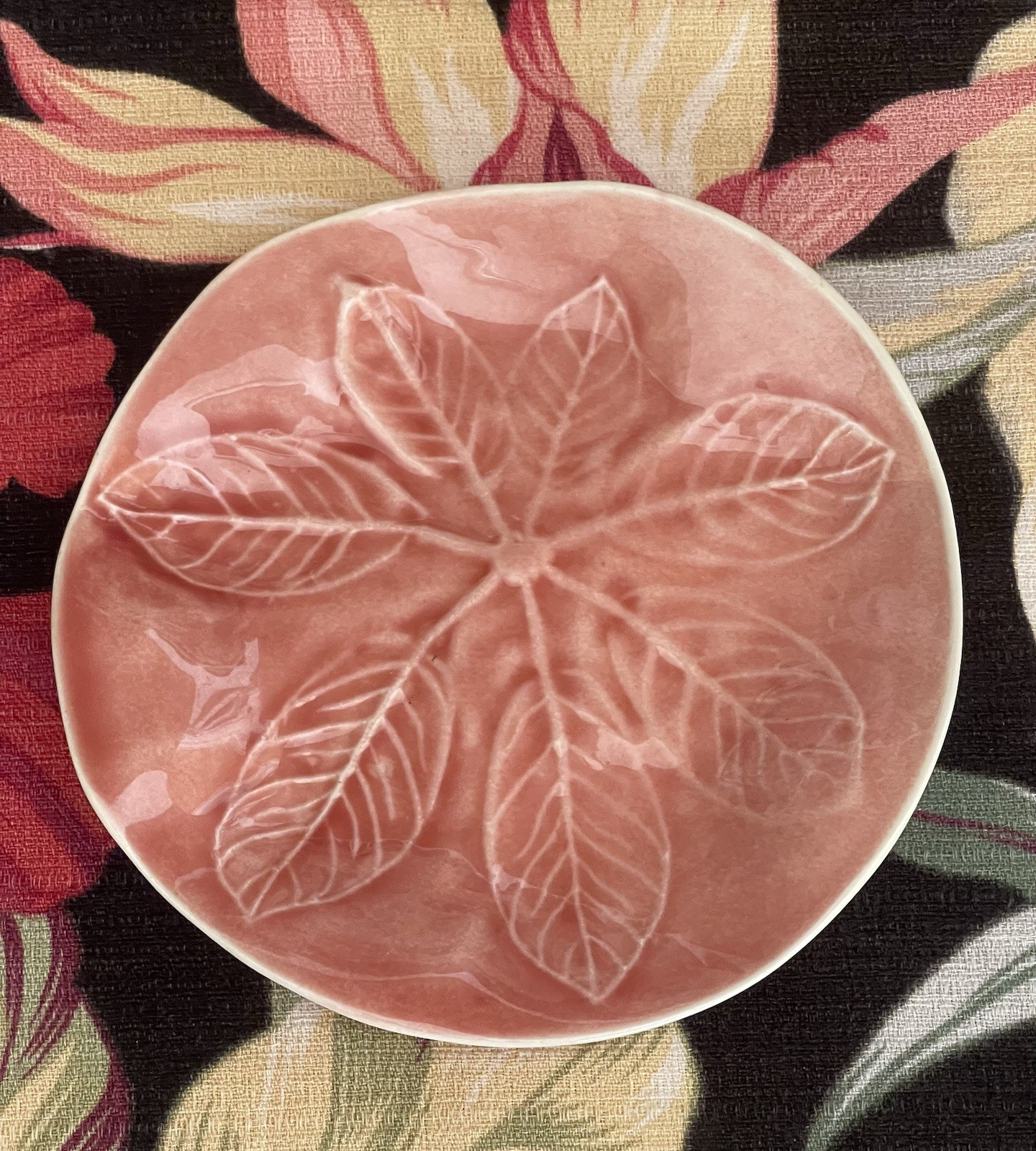 vintage Hawaiian Potters Guild Pink BRASSIA LEAF PLATE Handmade Hawaii Rare