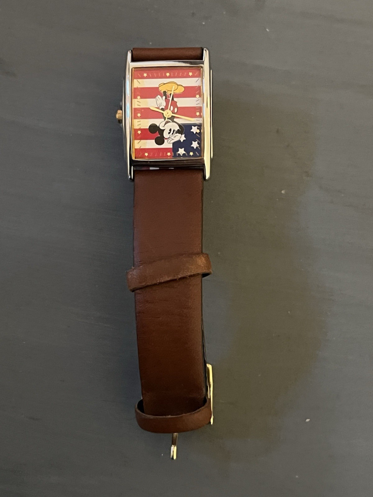 Disney Mickey Mouse Salutes American Flag Watch Retired Collectible