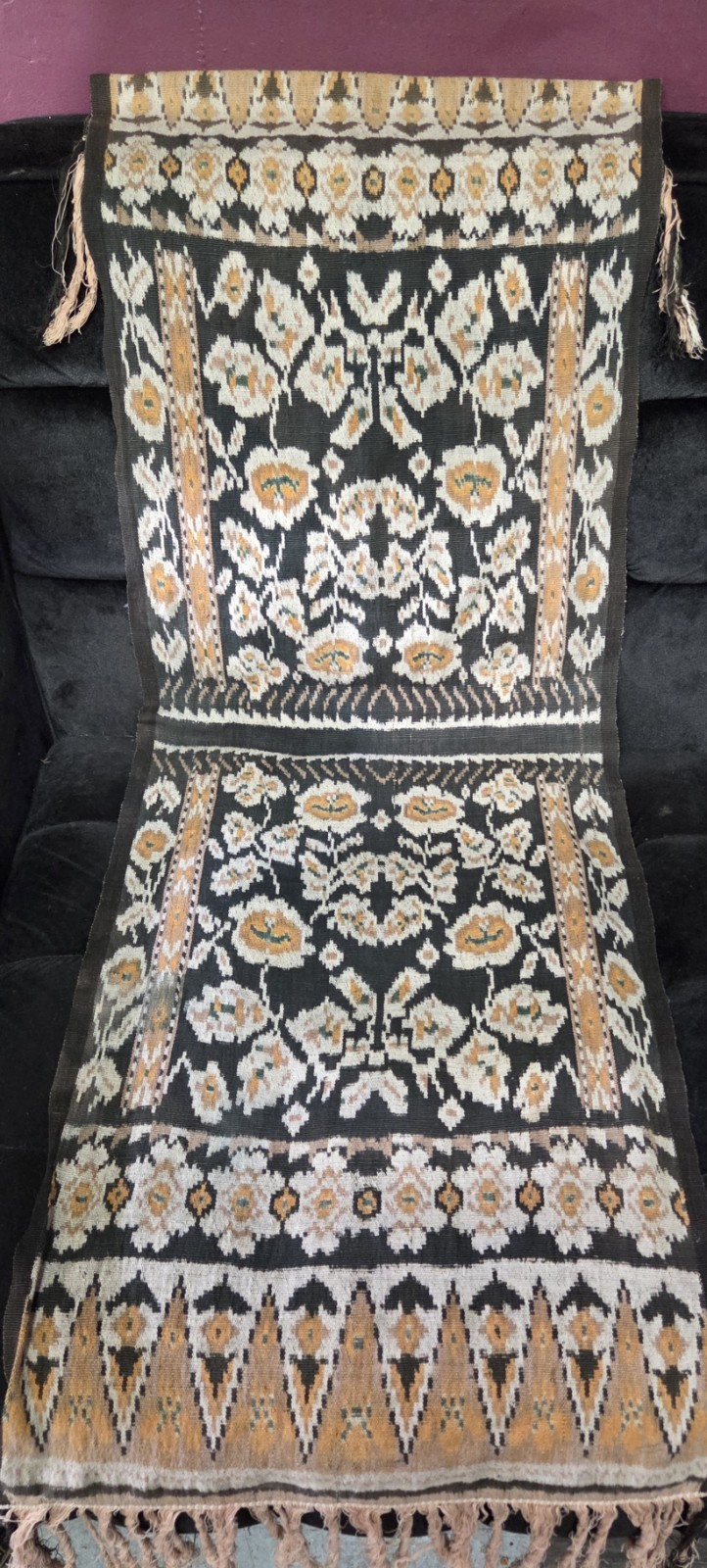 Antique Indonesian Ikat Technique Textile Cloth Wall Hanging/Runner 49\