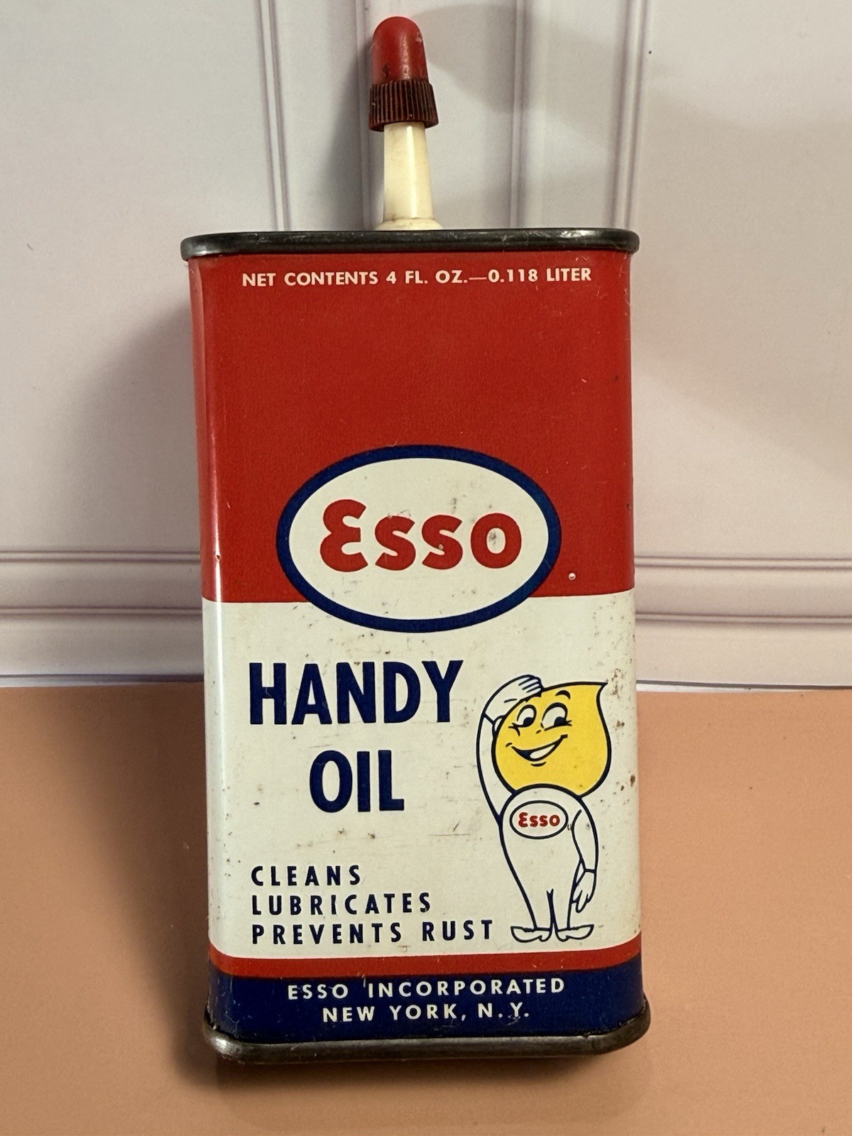Vintage 1950-60's ESSO Handy Oil 4 Oz Tin Can Oiler Advertising Original Spout
