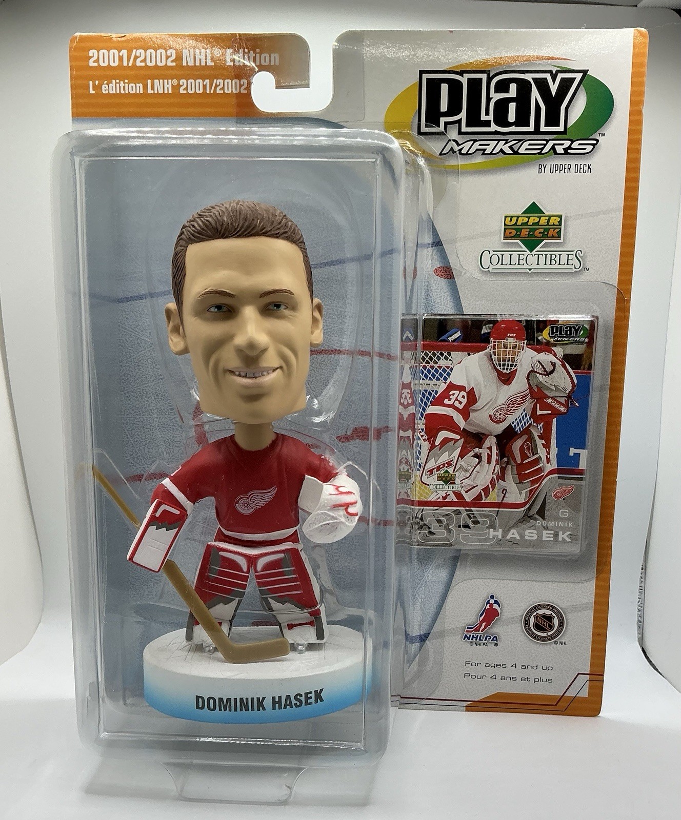 2001/02 UD Play Makers Dominik Hasek Detroit Redwings Red Jersey Bobblehead