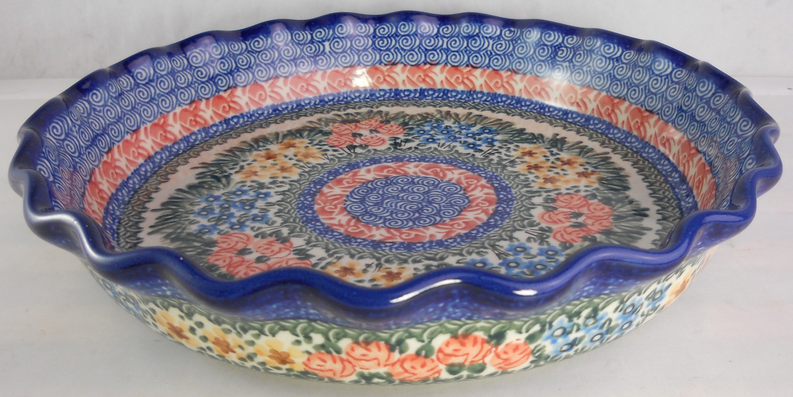 2007 Ceramika Artystyczna Polish Pottery Scalloped Ruffle Pie Plate 4625 636