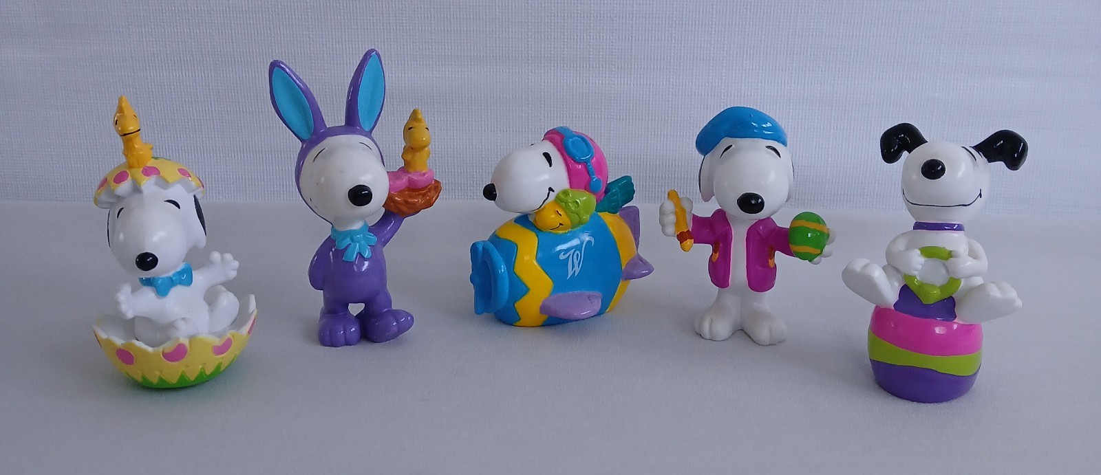 VTG 5pc Snoopy Whitmans PVC Figures Peanuts Easter Bunny Egg Basket UFS Lot Gift