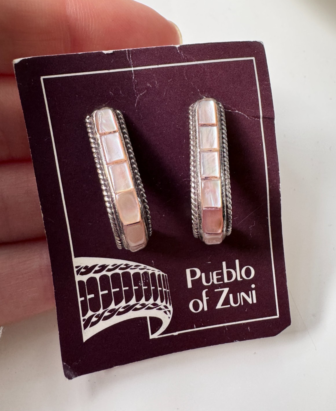 Vintage Zuni Miranda Peynetsa Pink MOP Inlay Sterling Marked Hoop Earrings Card