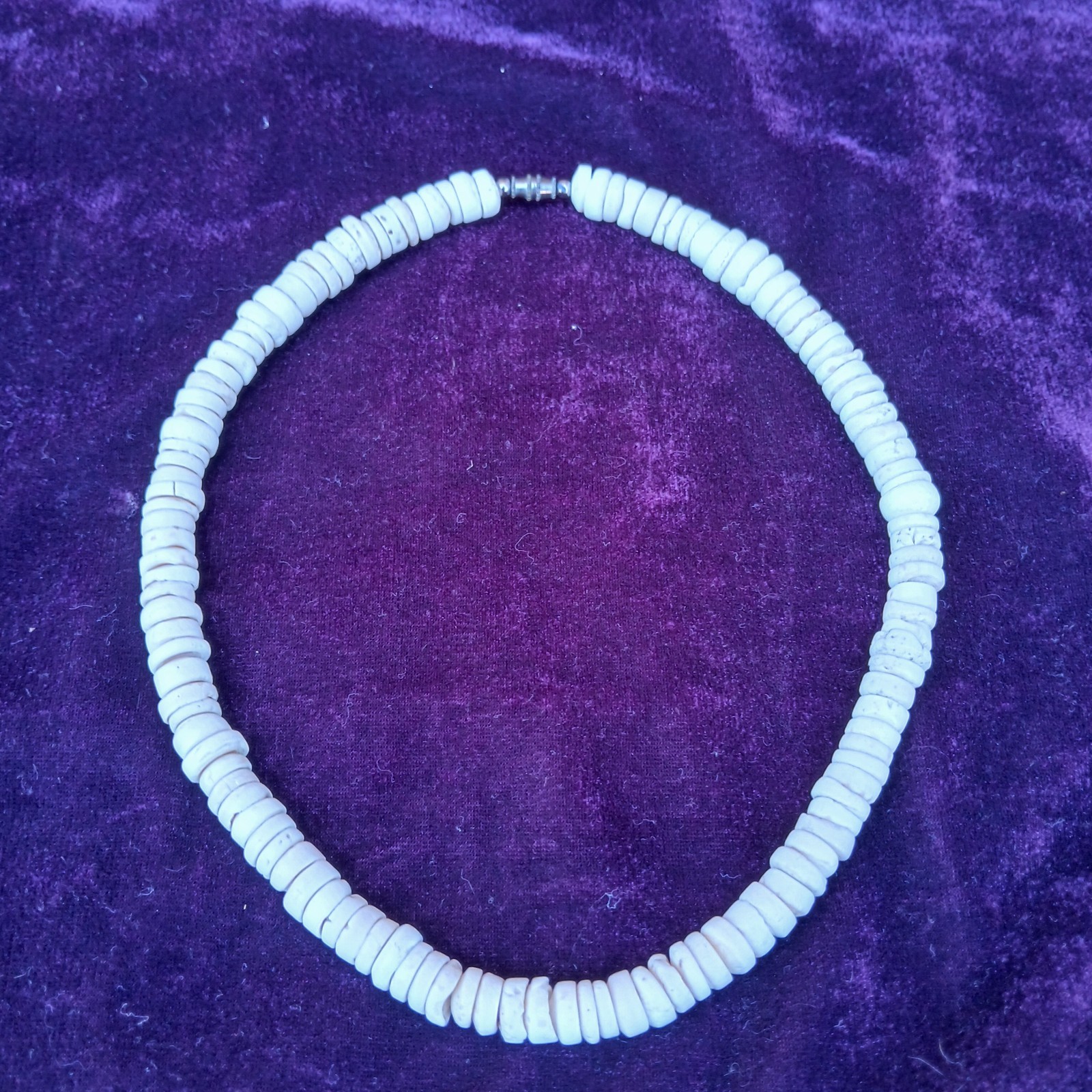 Vintage 70\'s Hawaiian Puka Shell Necklace 18\