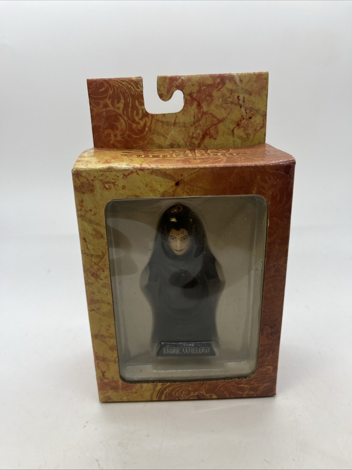 Buffy the Vampire Slayer  Dark Witch Willow Bust Ornament 2004 Diamond Select