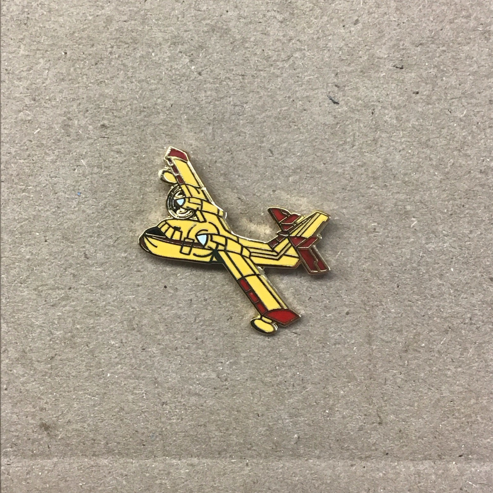 Canadair “ Super Scooper” Firefighting Airplane Lapel Pin New B-6