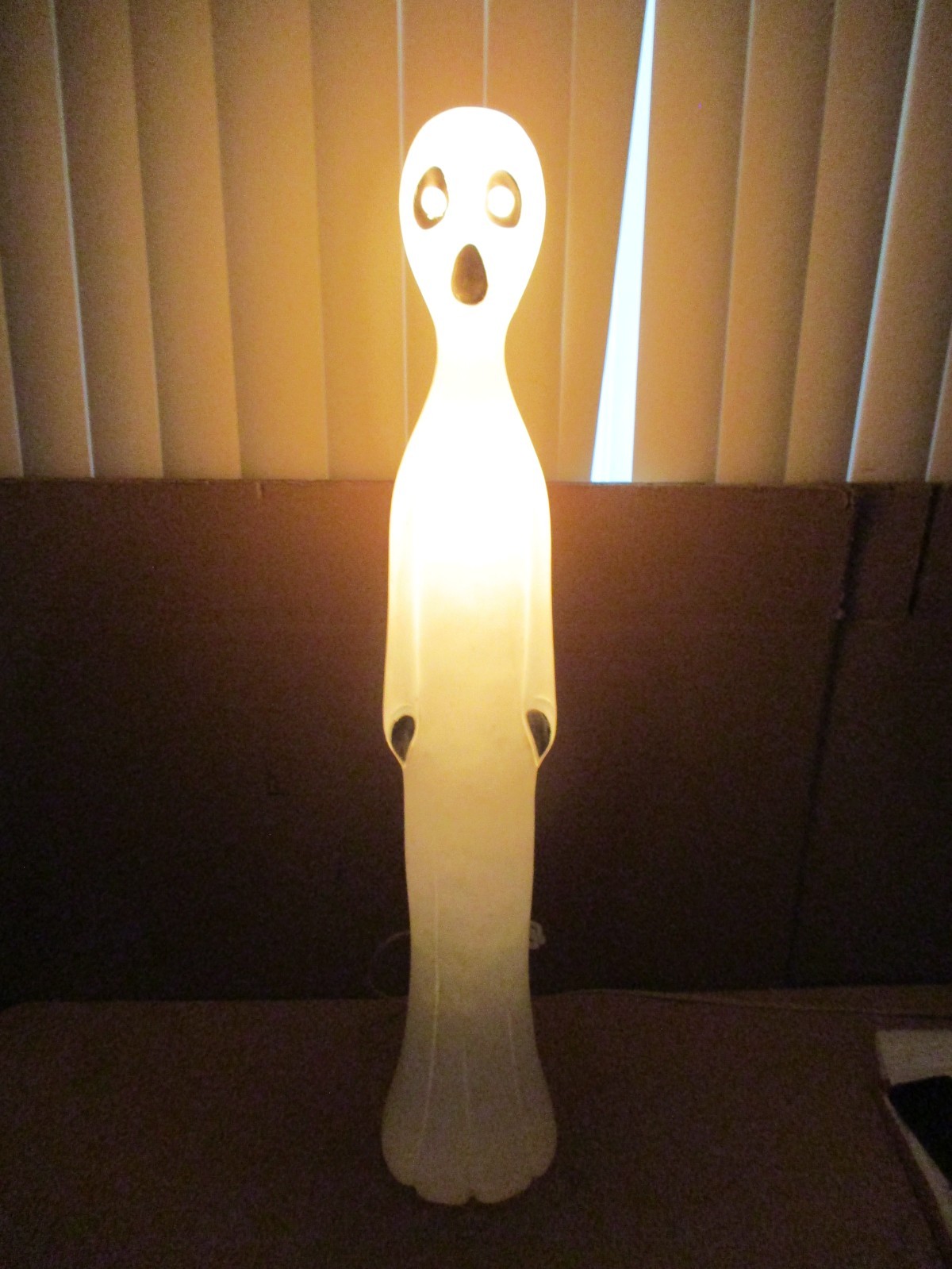 Vintage 1995 Union Don Featherstone Skinny Ghost Lighted Blow Mold 37\