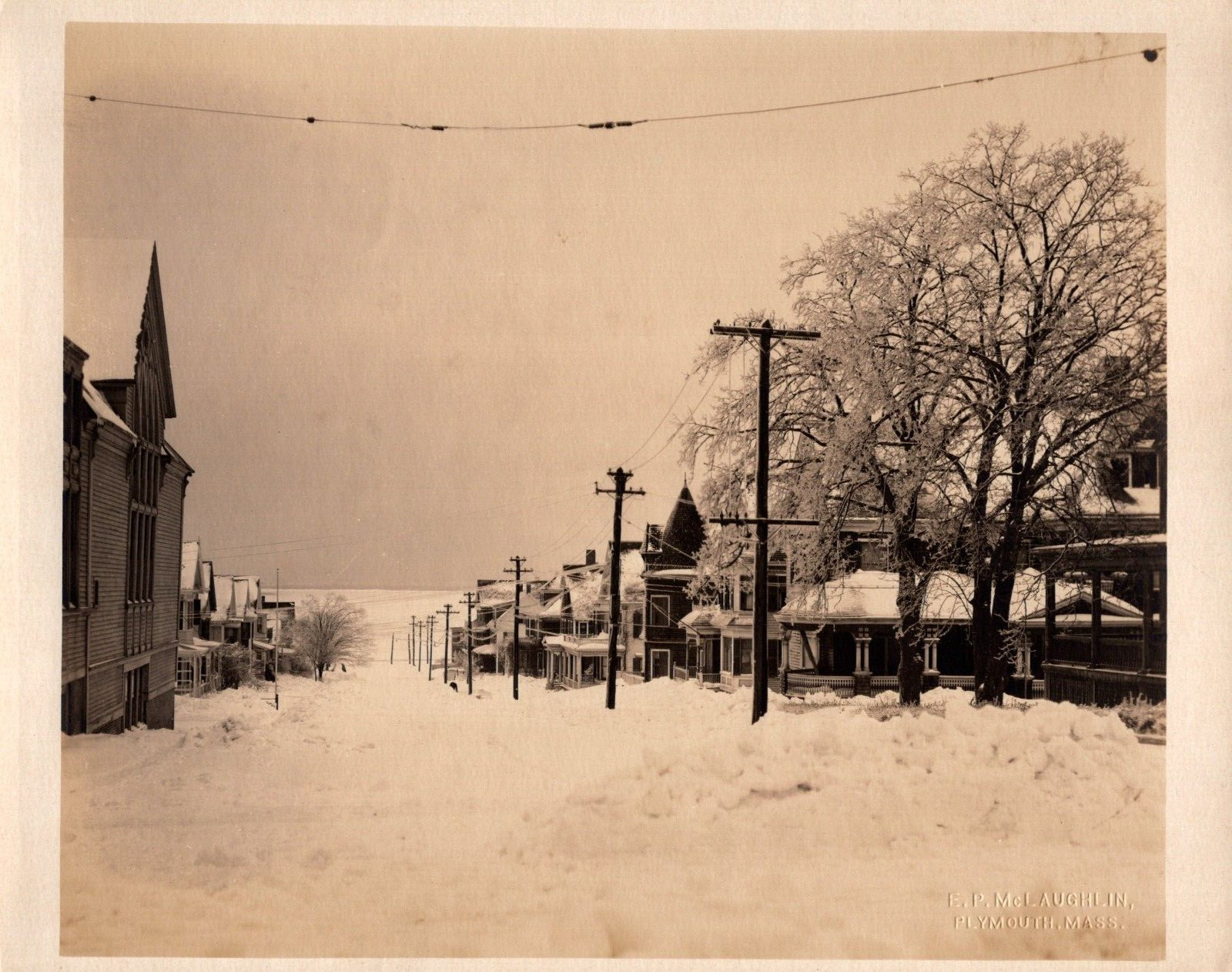 VINTAGE OLD AMERICAN TOWN METHODIST CHURCH SNOWY DAY 1930s E P M Photo Y 414