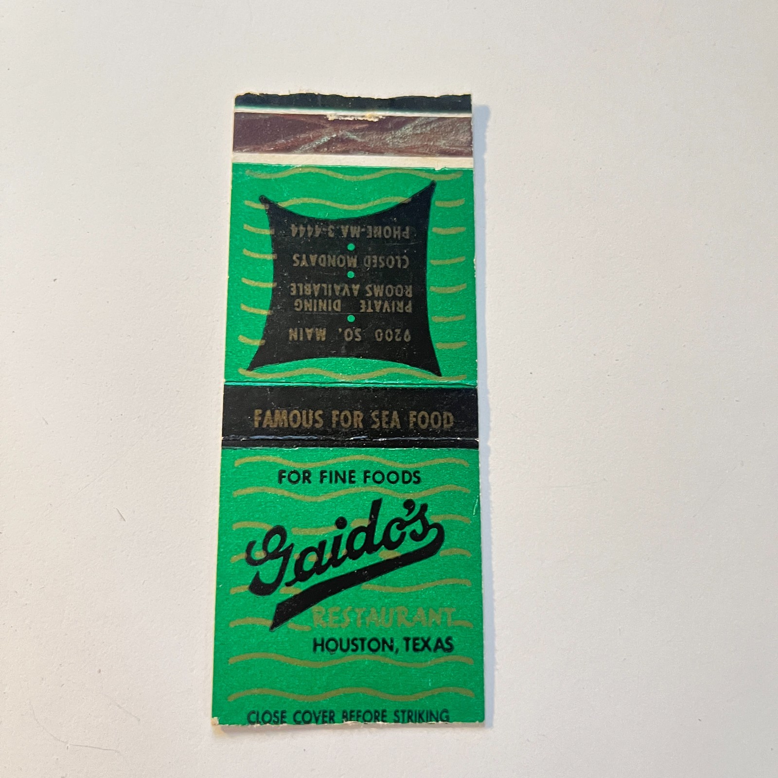 Gaido\'s Famous For Sea Food Houston TX Vintage Matchbook Cover 4MB111-6