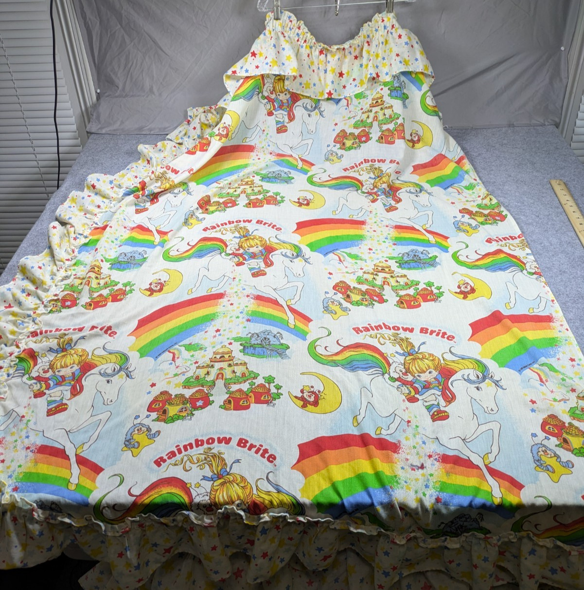 Vintage Rainbow Brite White Bed Sheet 1983 Hallmark Cards Colorful 44x58 Inches