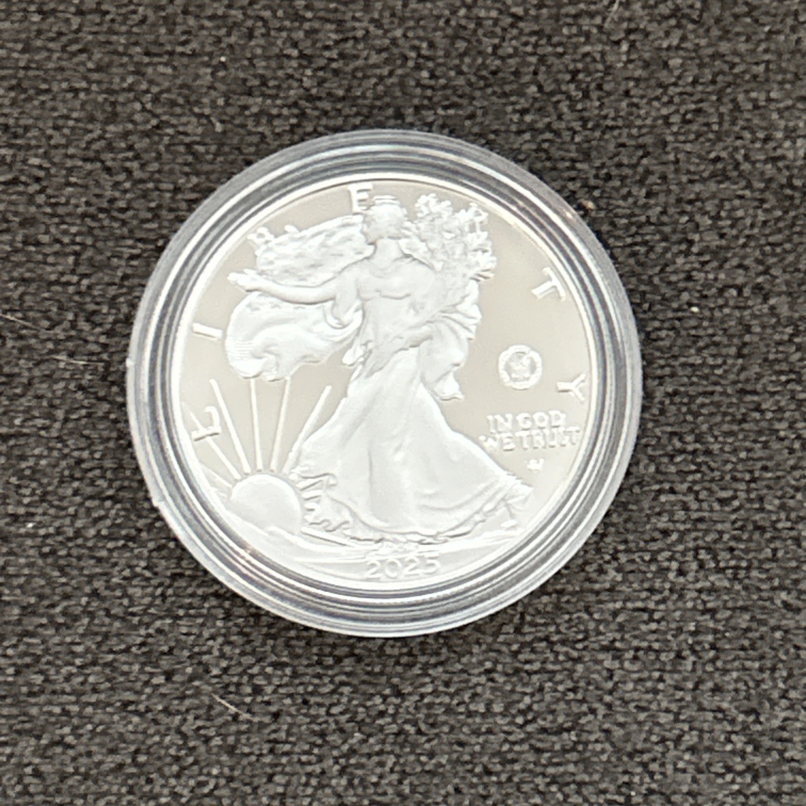 250th Anniversary United States Navy American Eagle One Ounce Silver Proof Coin