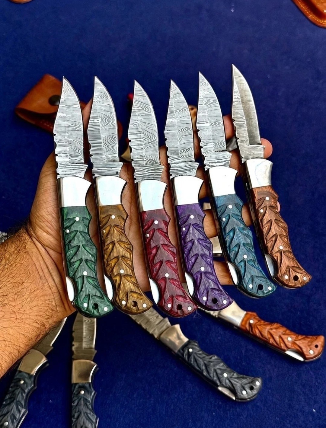 LOT OF 20PCS HANDMADE DAMASCUS STEEL POCKET KNIVES FOLDING KNIVES WITH SHEATHS.