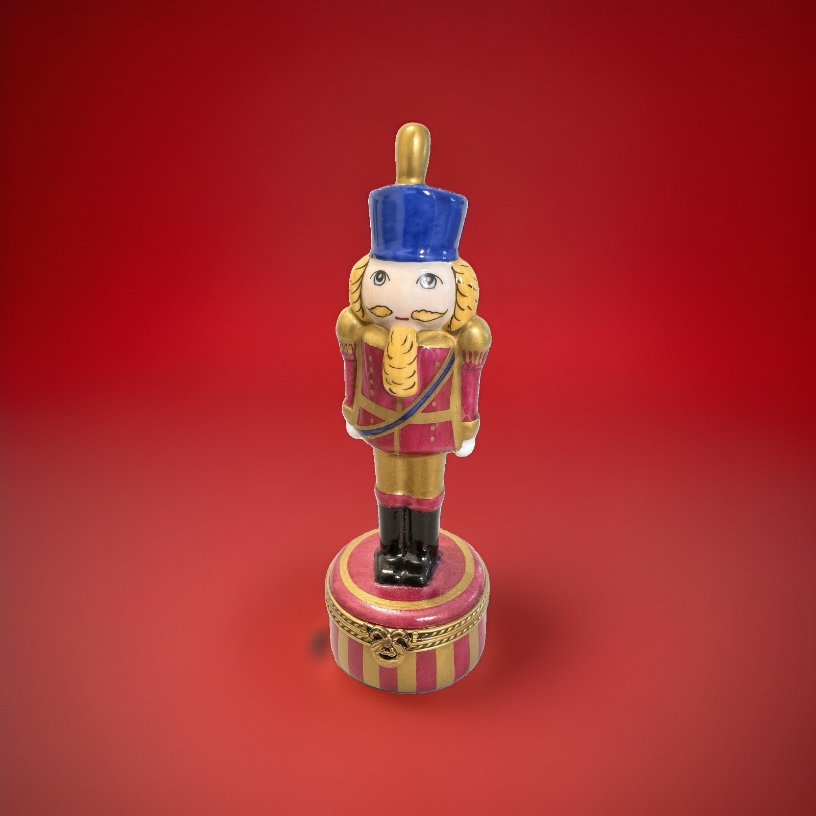 NWOB ^RARE^ ROCHARD Limoges Holiday XMAS “Burgundy Nutcracker” Box Peint Main