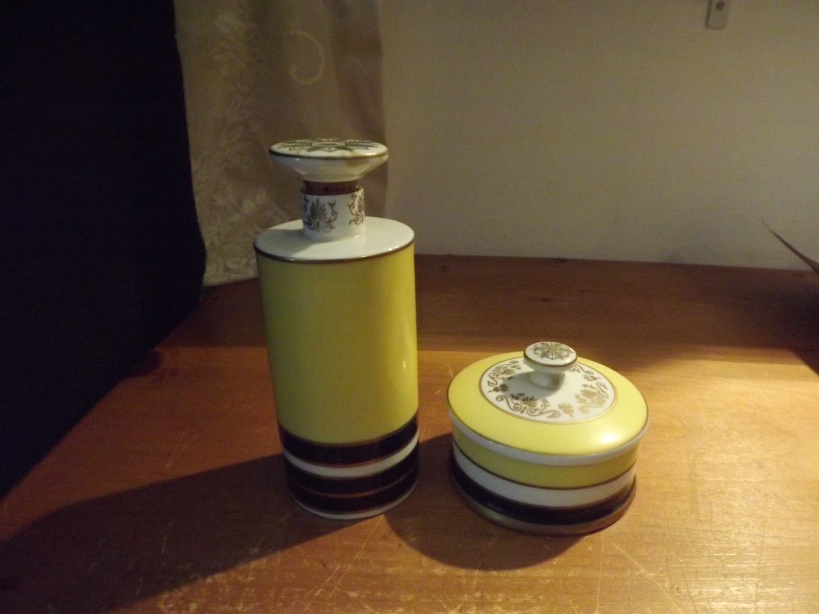MOTTAHEDEH porcelain VTG 2pc VANITY SET trinket & jar YELLOW MCM