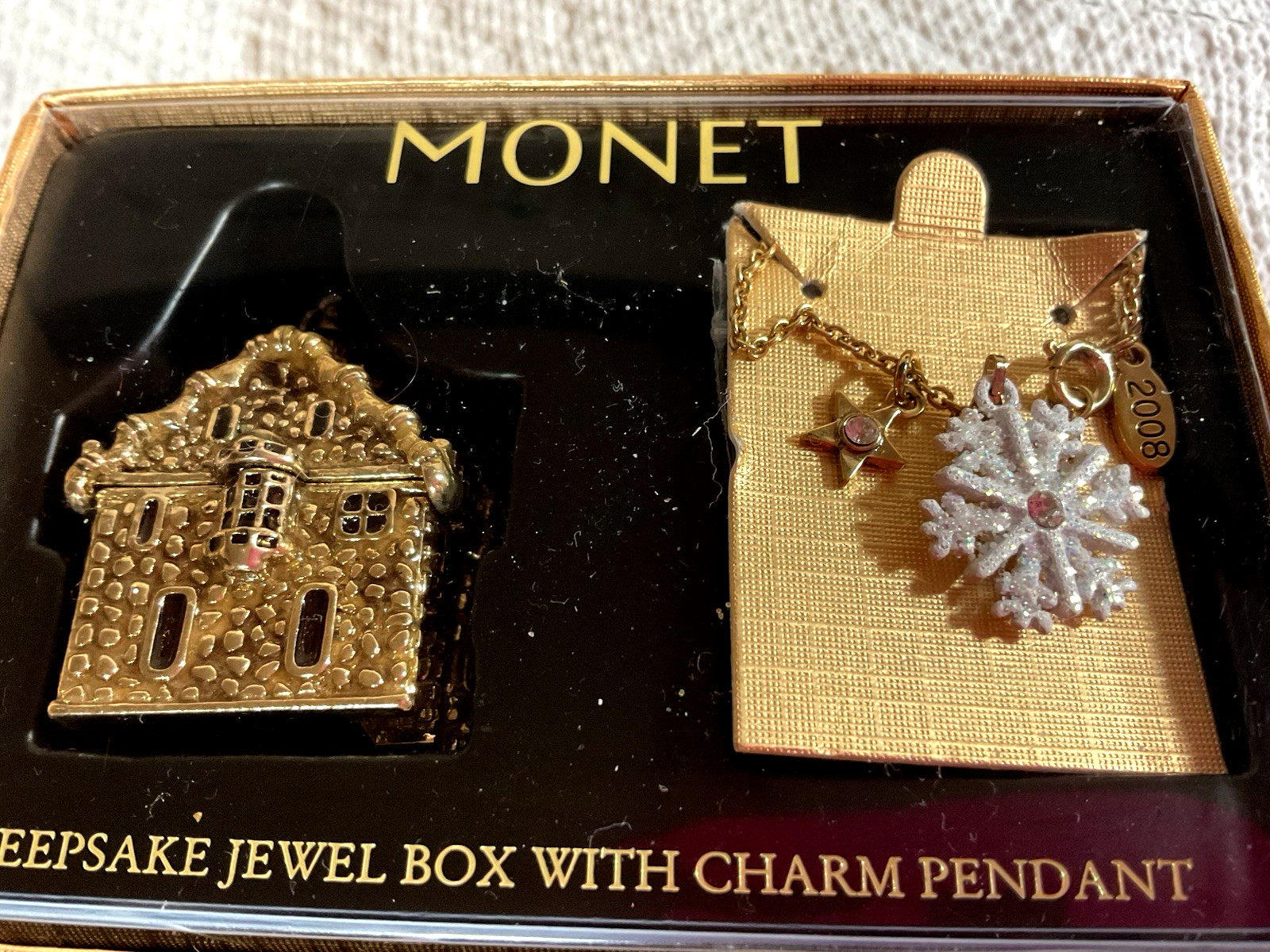 Monet Keepsake Jewel Box With Charm Pendant Ski Chalet,  Pendant Snowflake,star,