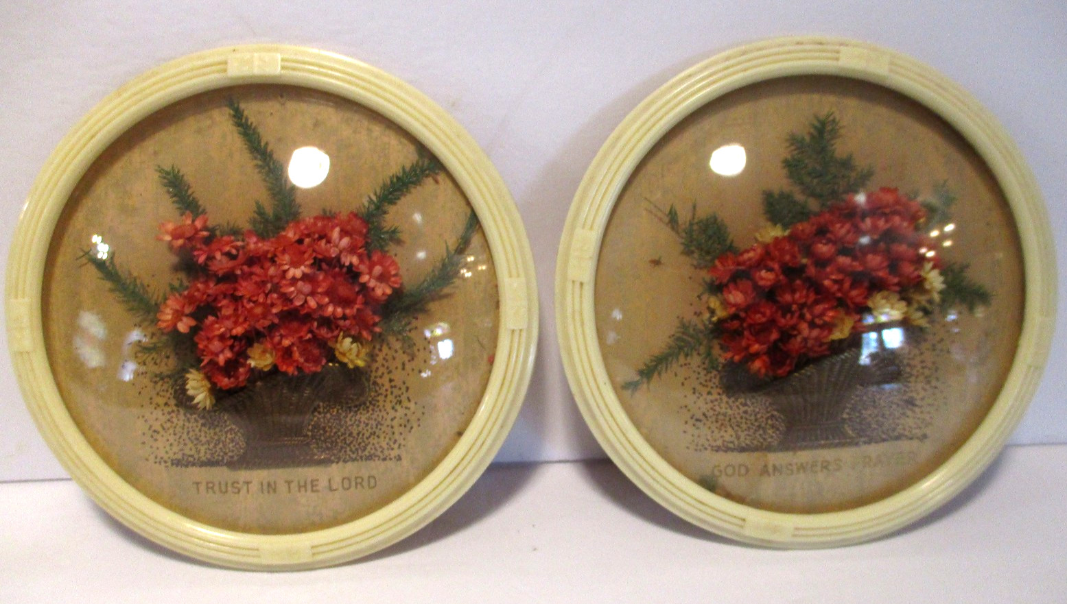 Vtg Set 2 Convex Domed Glass Celluloid Frame Dried Flower Basket Cross Publishin